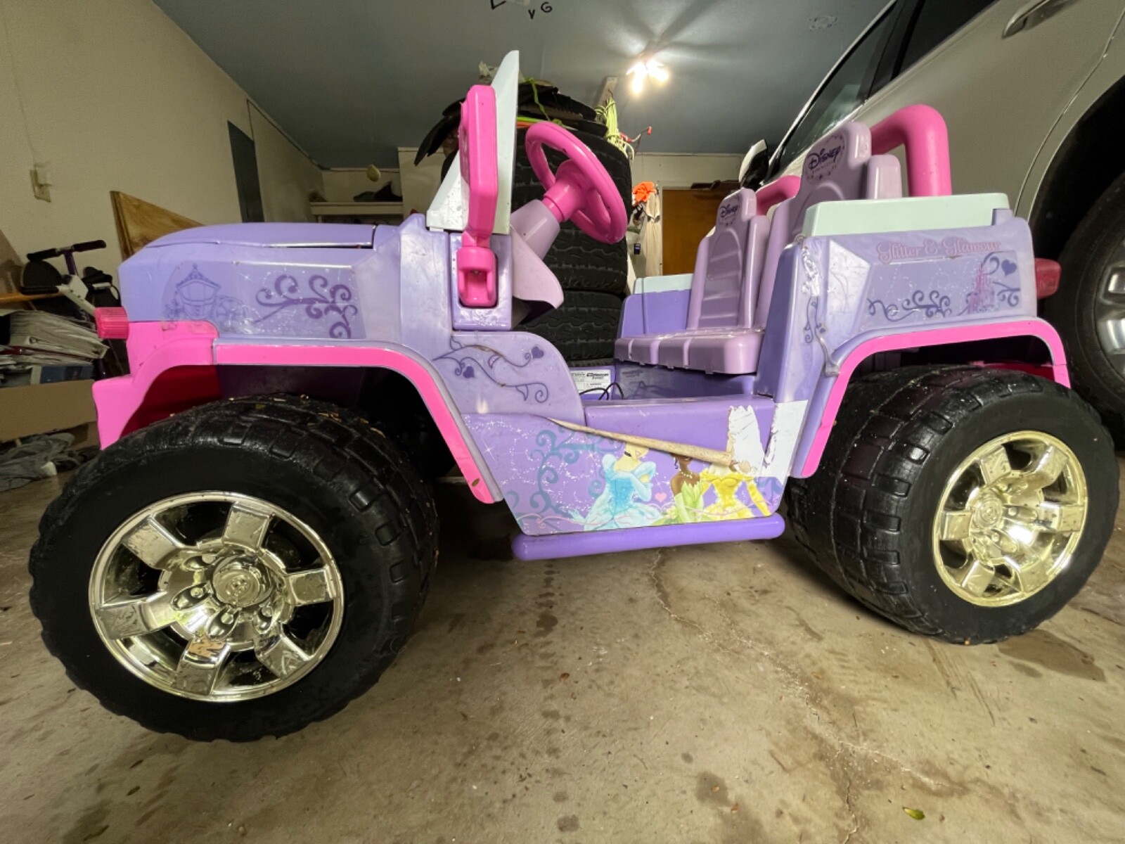 Toyota FJ Cruiser Motion Trendz 12V Battery Ride on Car Toy Disney Princess
