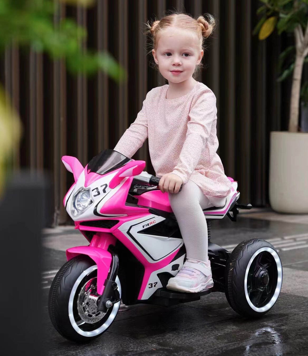 6V Kids Electric Motorcycle/Electric Ride-On Motorcycle for 3-4 Years Old Girls
