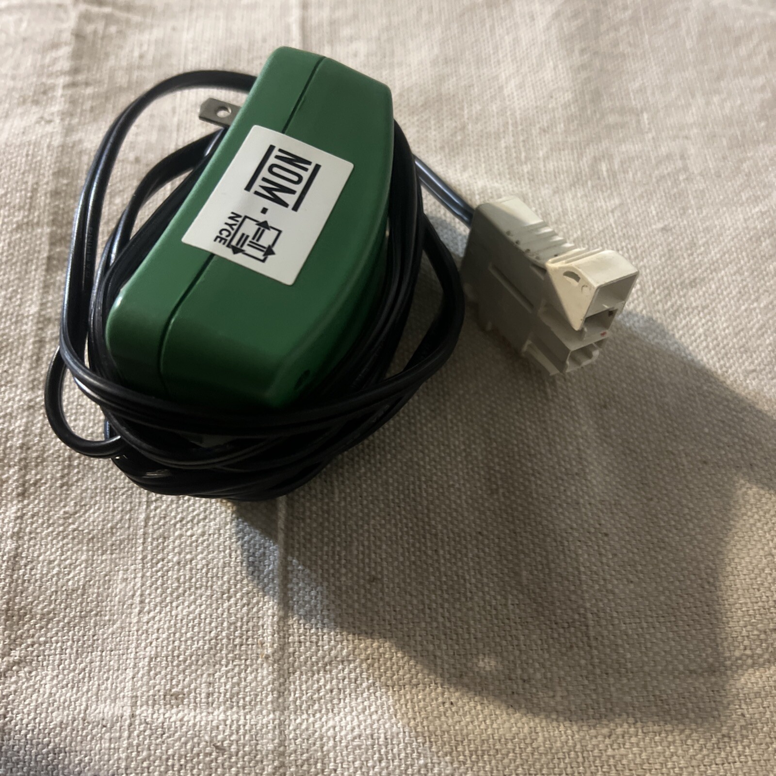 OEM Peg Perego 6V Green Battery Charger 25200012 AC Adapter Plug Thomas Train