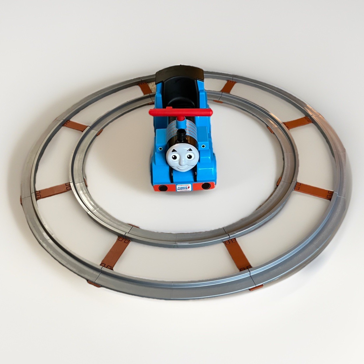 VTG Fisher Price Power Wheels Ride-on Thomas & Friends Thomas + Track BCK92-9963