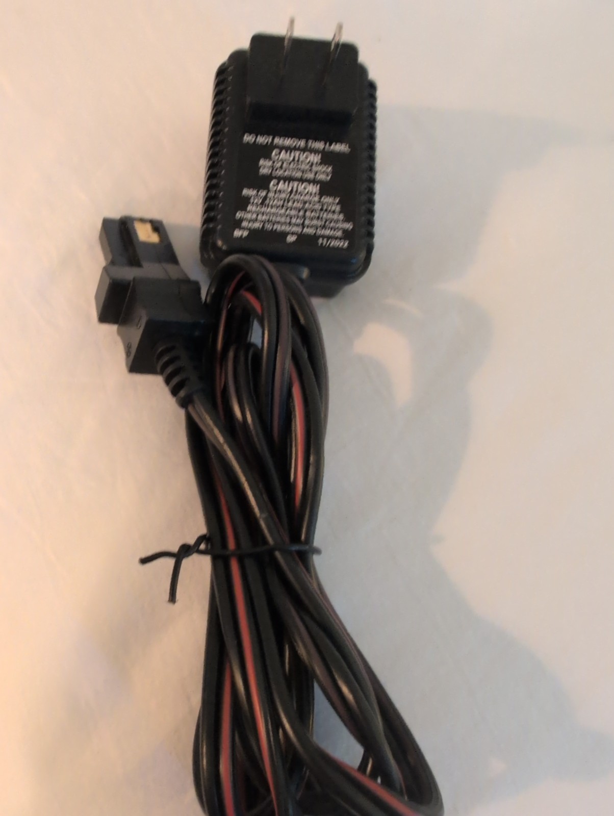 Safe Amp Power Wheels charger SA-CPW12 12v black plug