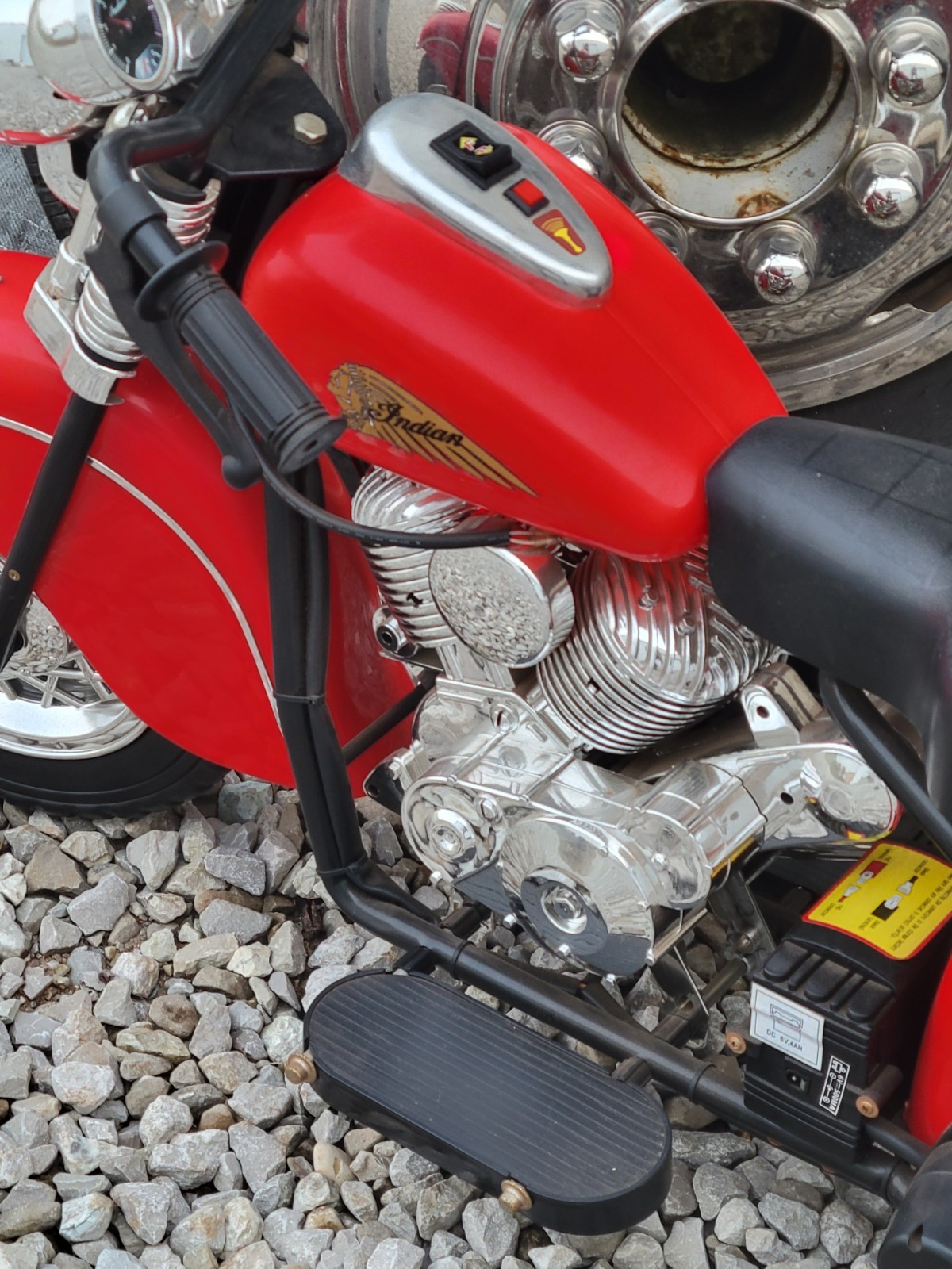 1948 Indian Chief Motorcycle Replica Power Wheels Electic 6V Needs New Battery