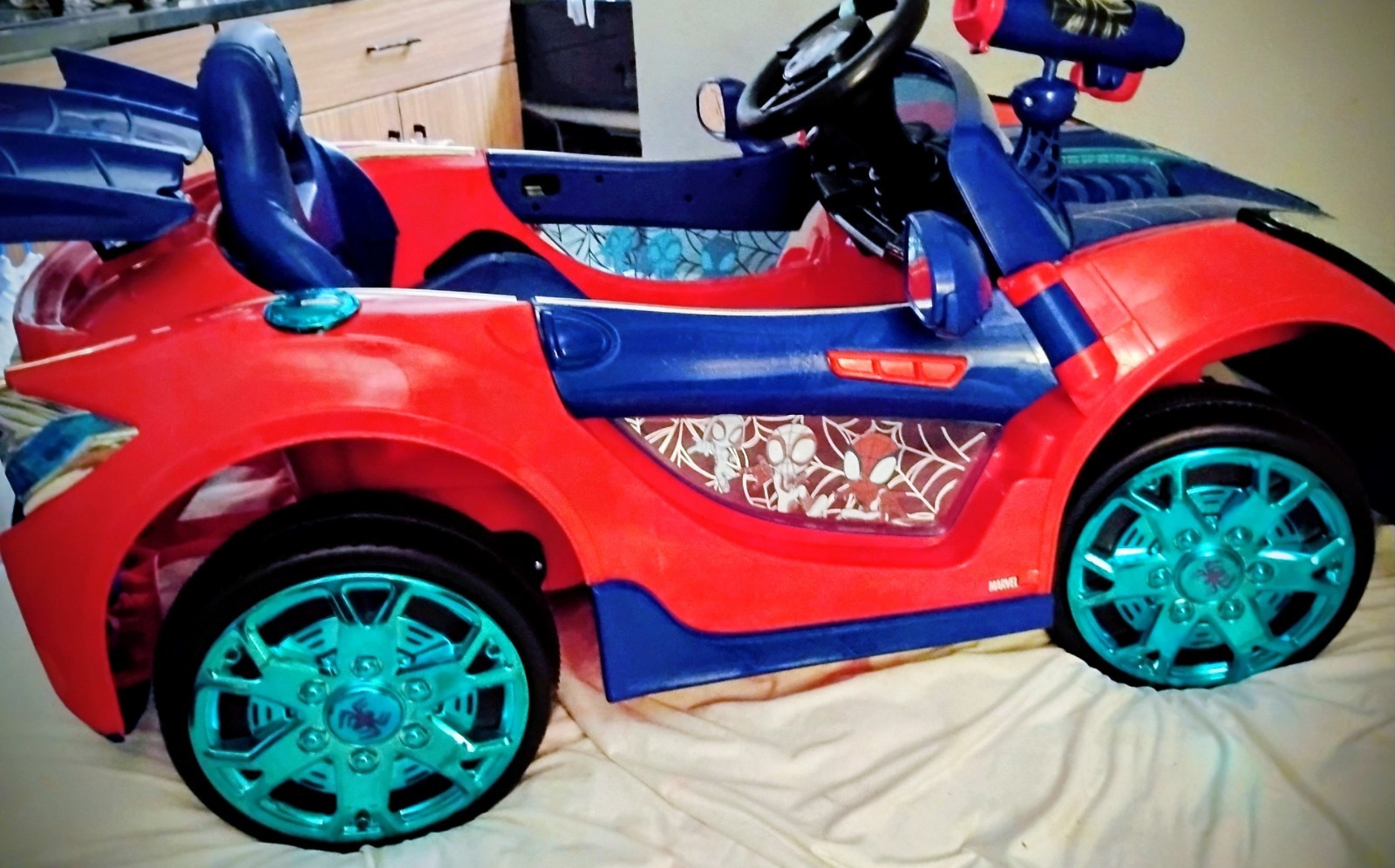 Kids Spider-Man Superhero Battery-Powered Vehicle w/ Authentic Graphics, Ages 3+