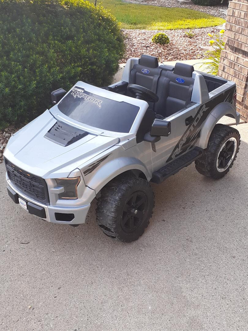 SILVER TAILGATE FOR F150 TRUCK SHOWN IN PIC POWER WHEELS #CDF54 AND SOME OTHERS