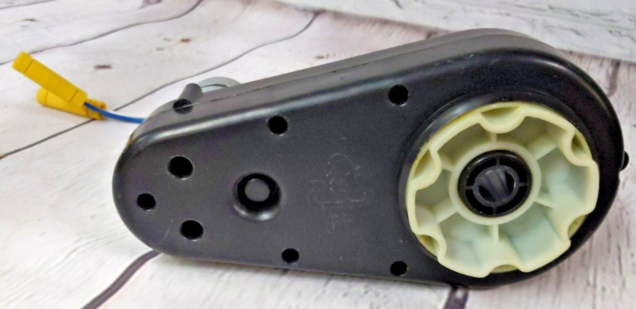 Kid Trax 6 Volt Motor Gearbox with Quick Connector for Many Ride-Ons!