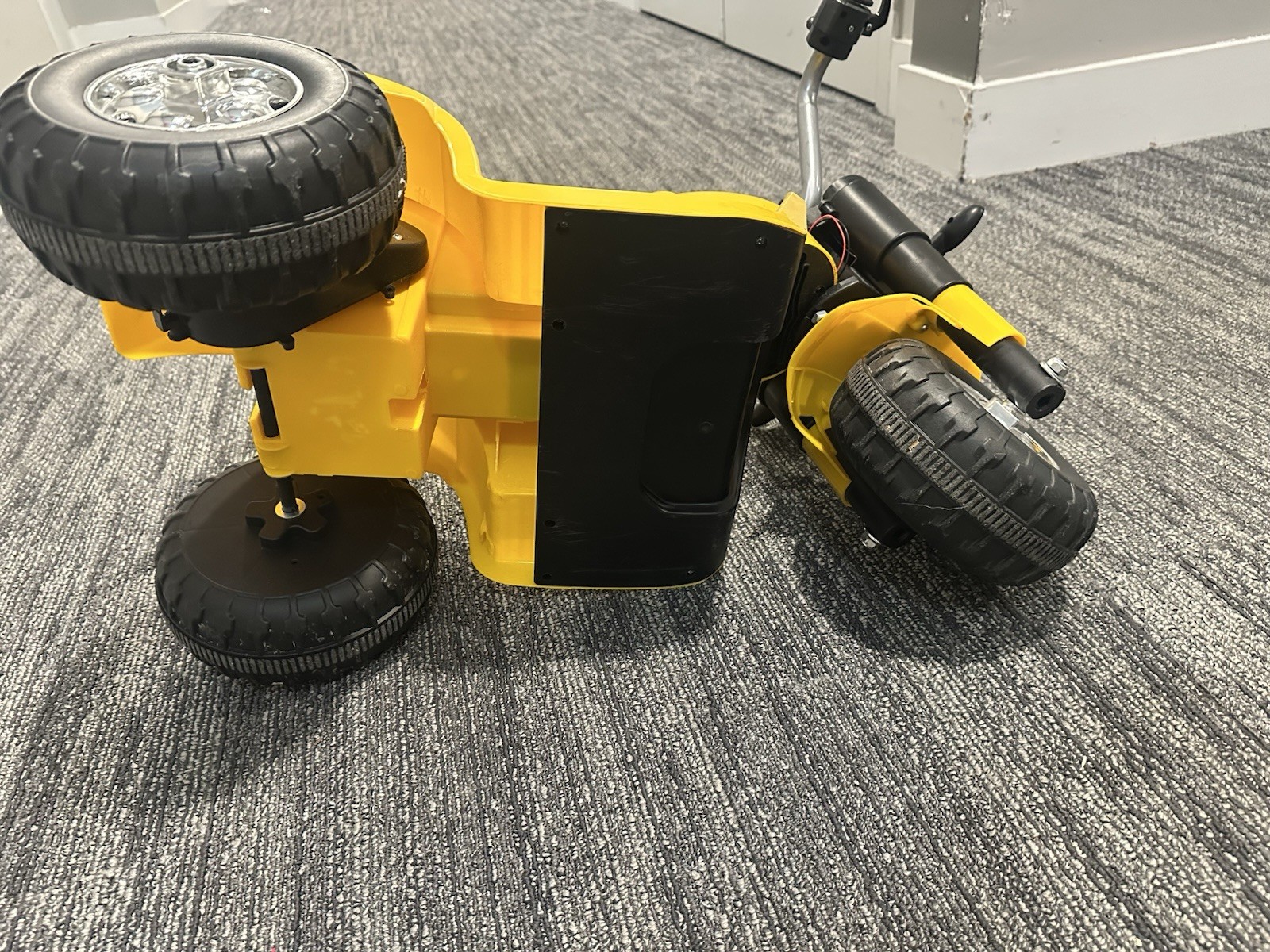 Aosom Kids Electric Pedal Motorcycle 6V Battery Powered