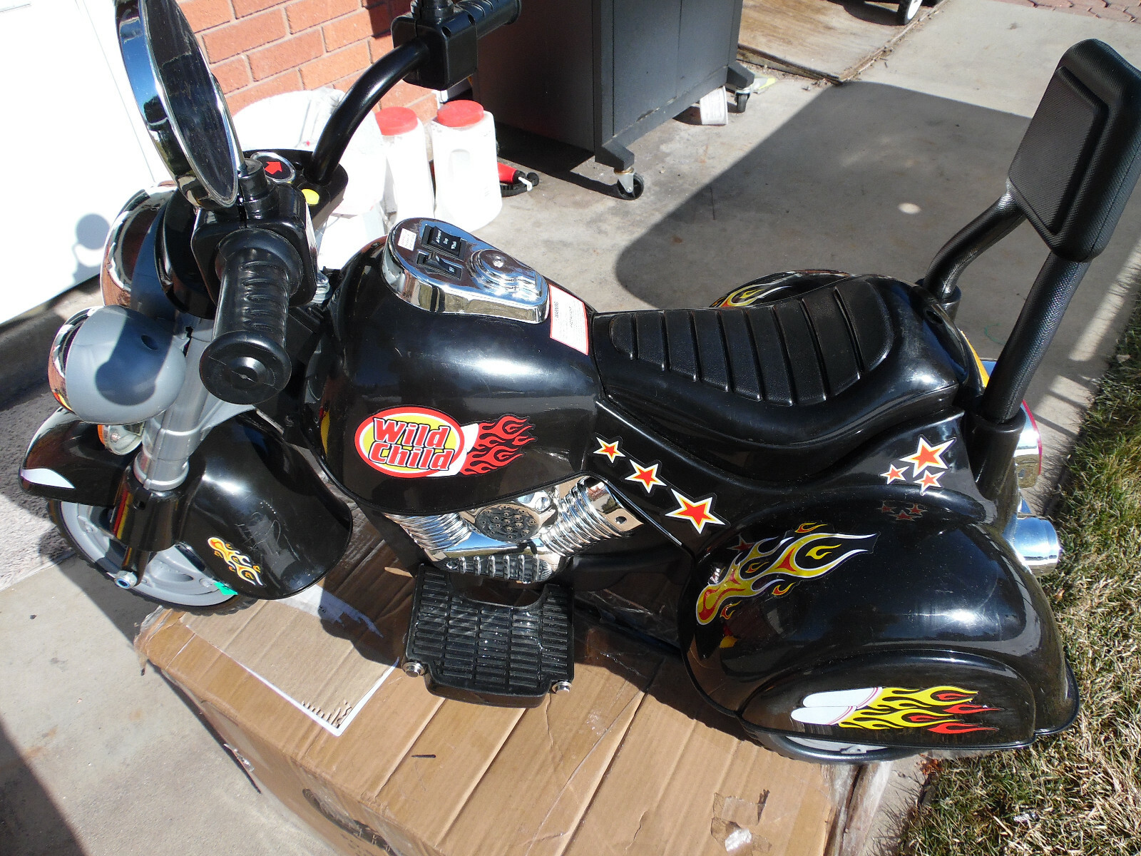 Black Lil’ Rider Battery Powered Three Wheeler Ride on Toy Ages 2-5 Yrs 3325