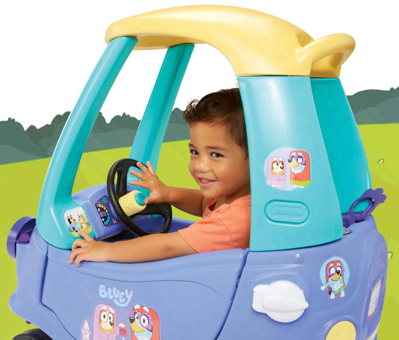Bluey Grannies Car Coupe Ride-On with Accessories, Ages 1.5-5 Years