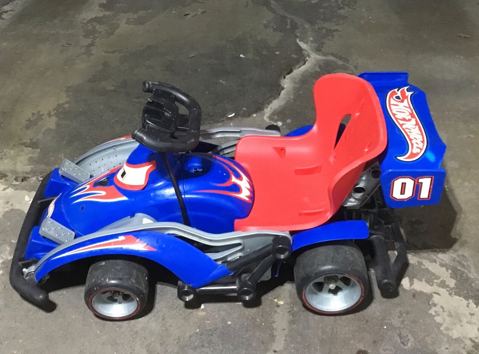 Rare / Vintage Hot Wheels Rally Kart 12v