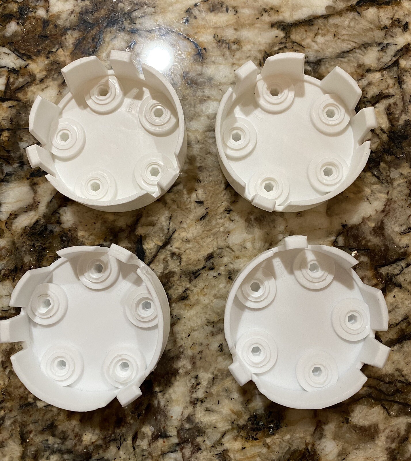 Power Wheels Jeep ~ 4 Replacement Hubcap Covers ~ FLC45