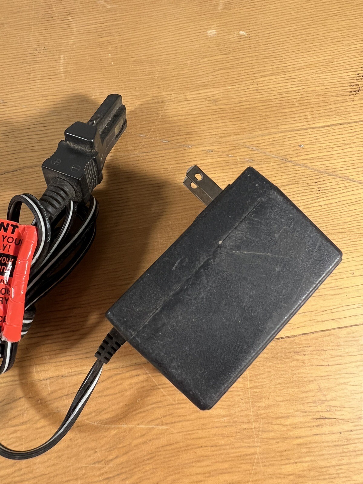 Power Wheels Battery Charger Class 2 12V 00801-0972 Model C-12150 Fisher Price