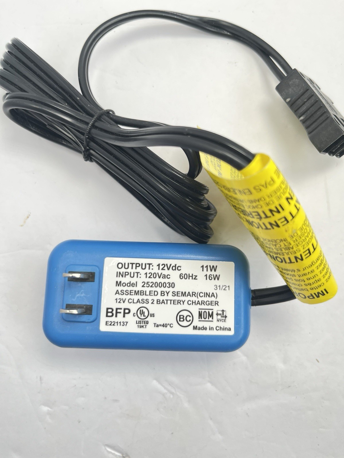 Genuine Peg-Perego 12V DC Class 2 Battery Charger Model 25200030 OEM