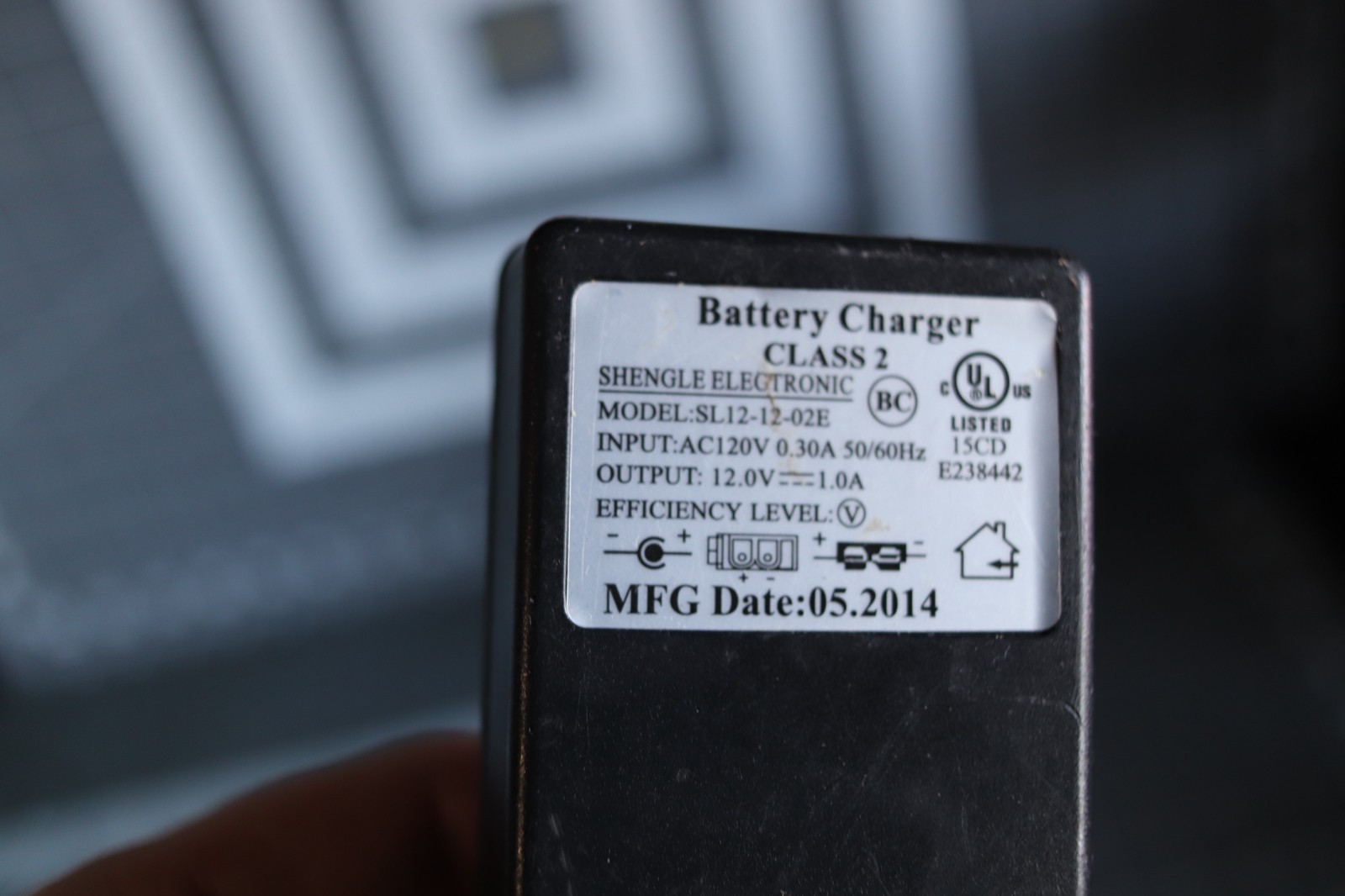 Shengle Electronics 12v 1A Battery Charger Model SL12-12-02E