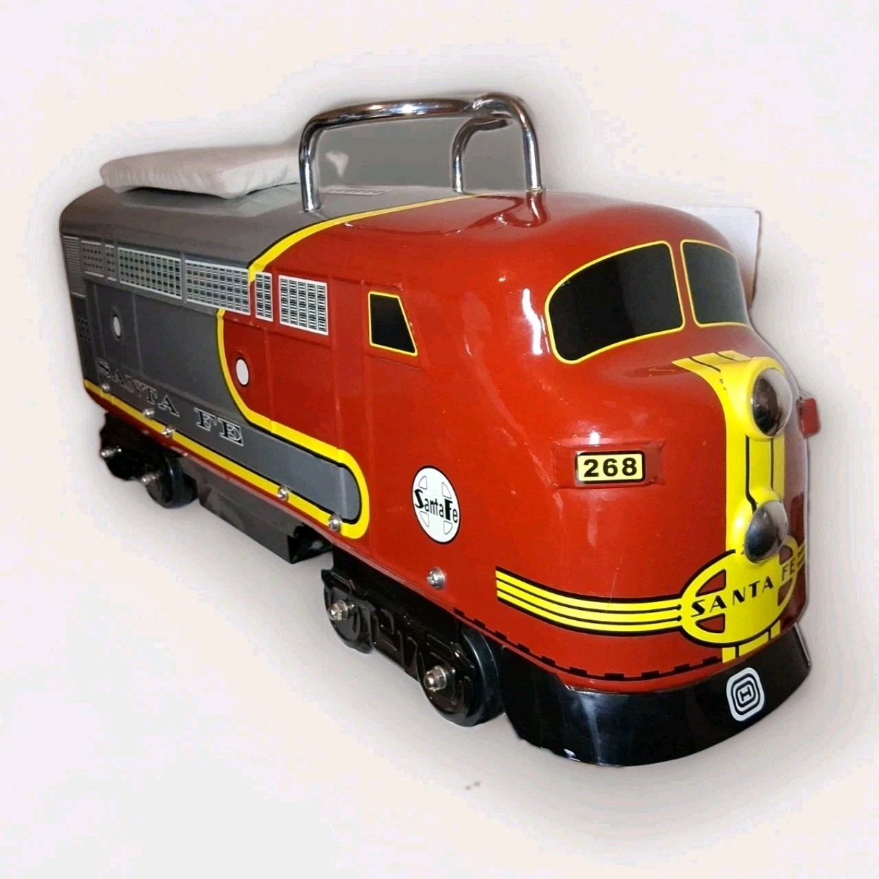Santa Fe Locomotive Train Ride On – Morgan Cycle – Rare Retired Near Mint!