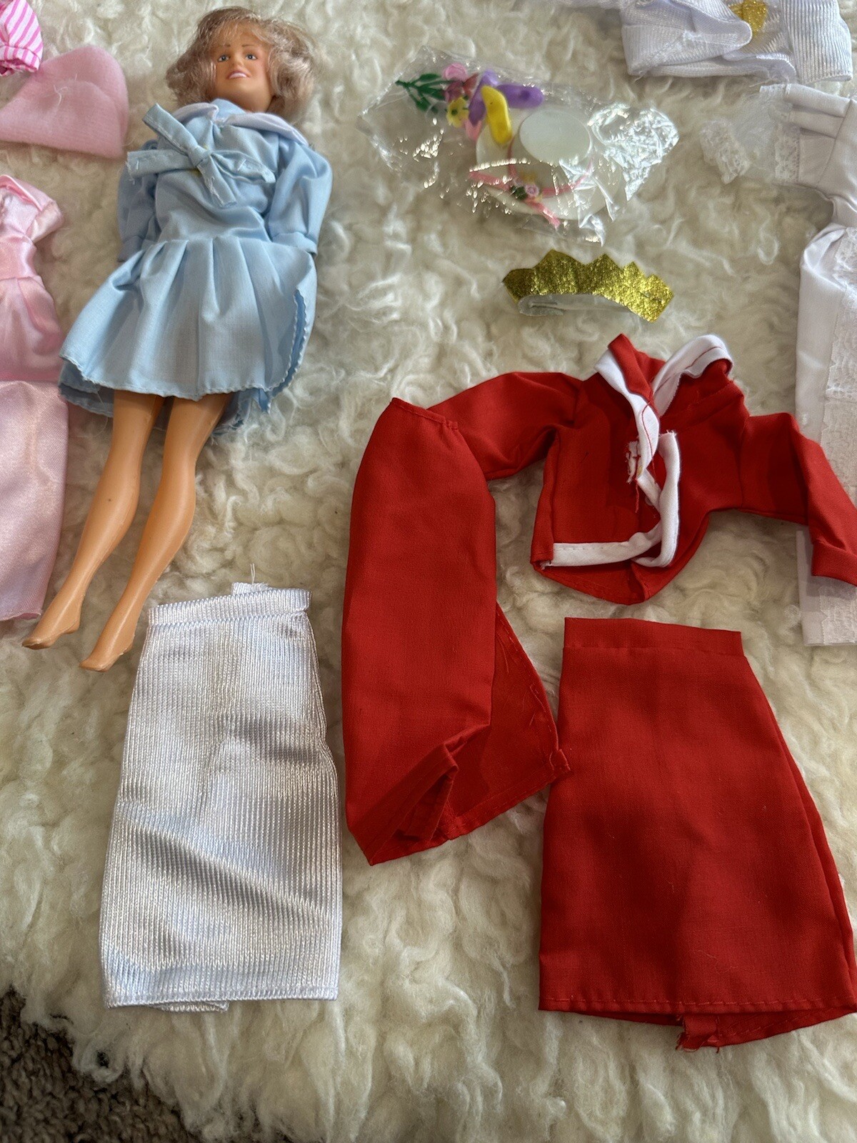 VTG Princess Diana Doll Wardrobe And Doll Set