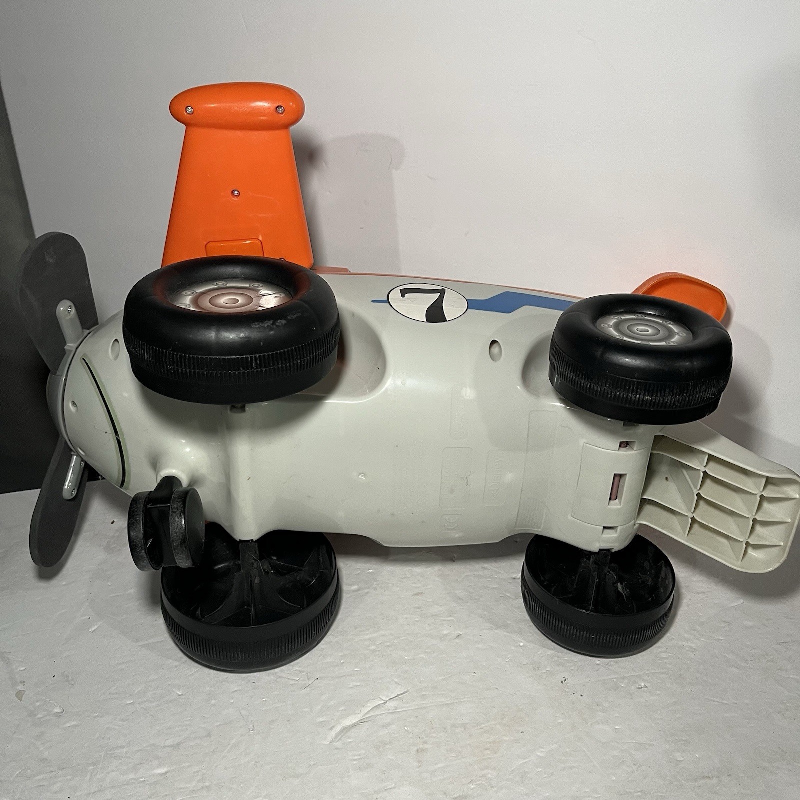 Kiddieland Disney Planes Fire & Rescue Ride On Toy Dusty Crophopper Toddler