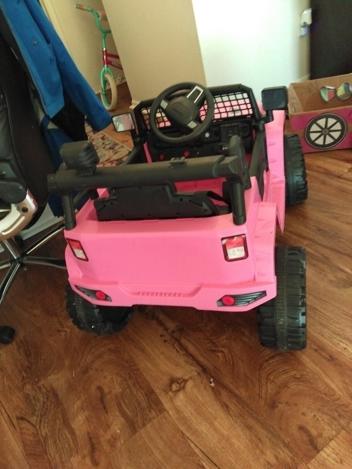 Girls Pink Ride In Jeep! Barely Used. Just Needs A Good Home And A Good Bath!