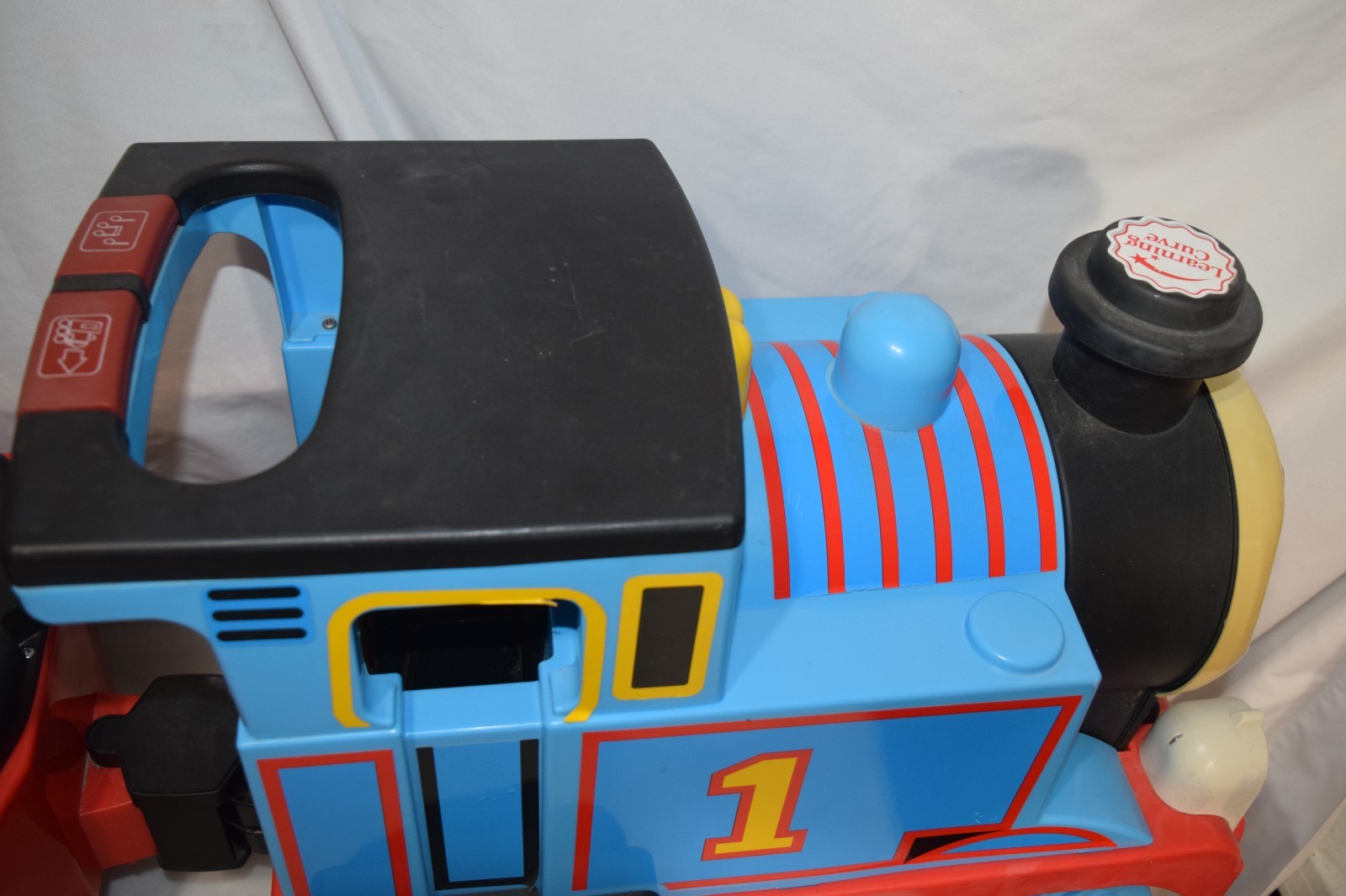 Peg Perego Thomas Tank Engine Train Ride On With Coal Car Battery Charger GUC