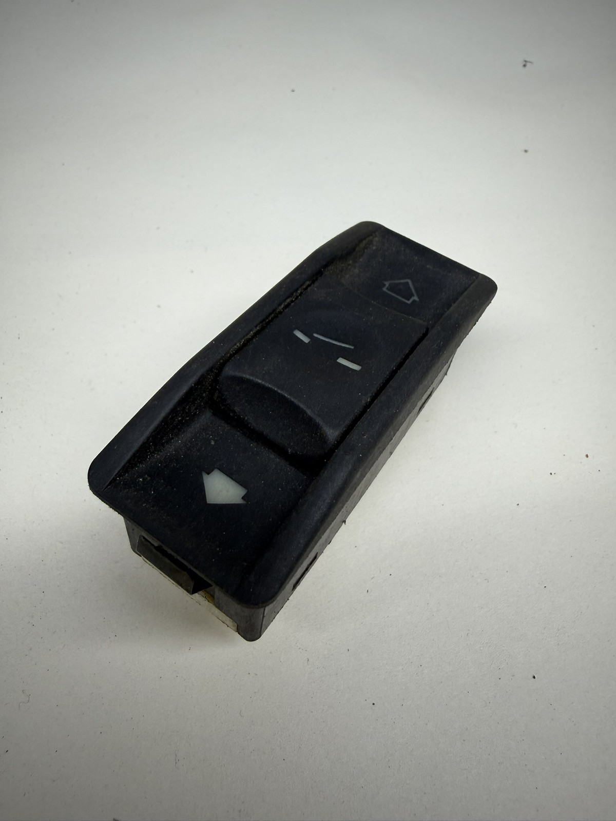 BMW OEM Electric Window Switch (Power Window Switch) 61311378862 fits E34