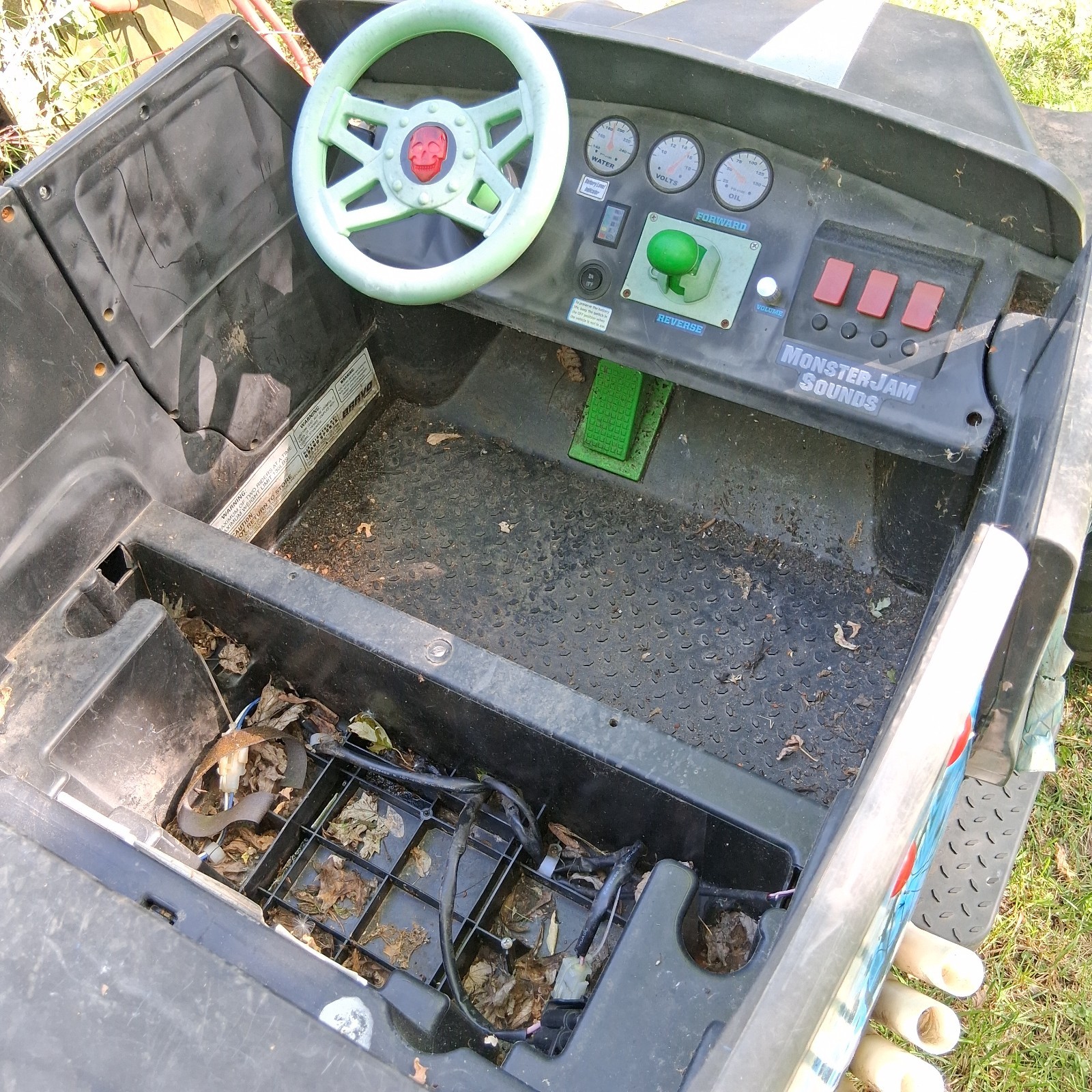 Grave Digger Power Wheels 24V