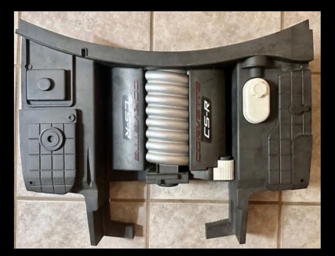 Safety 1st Corvette C5-R Pratt & Miller Engine Insert LS7 427