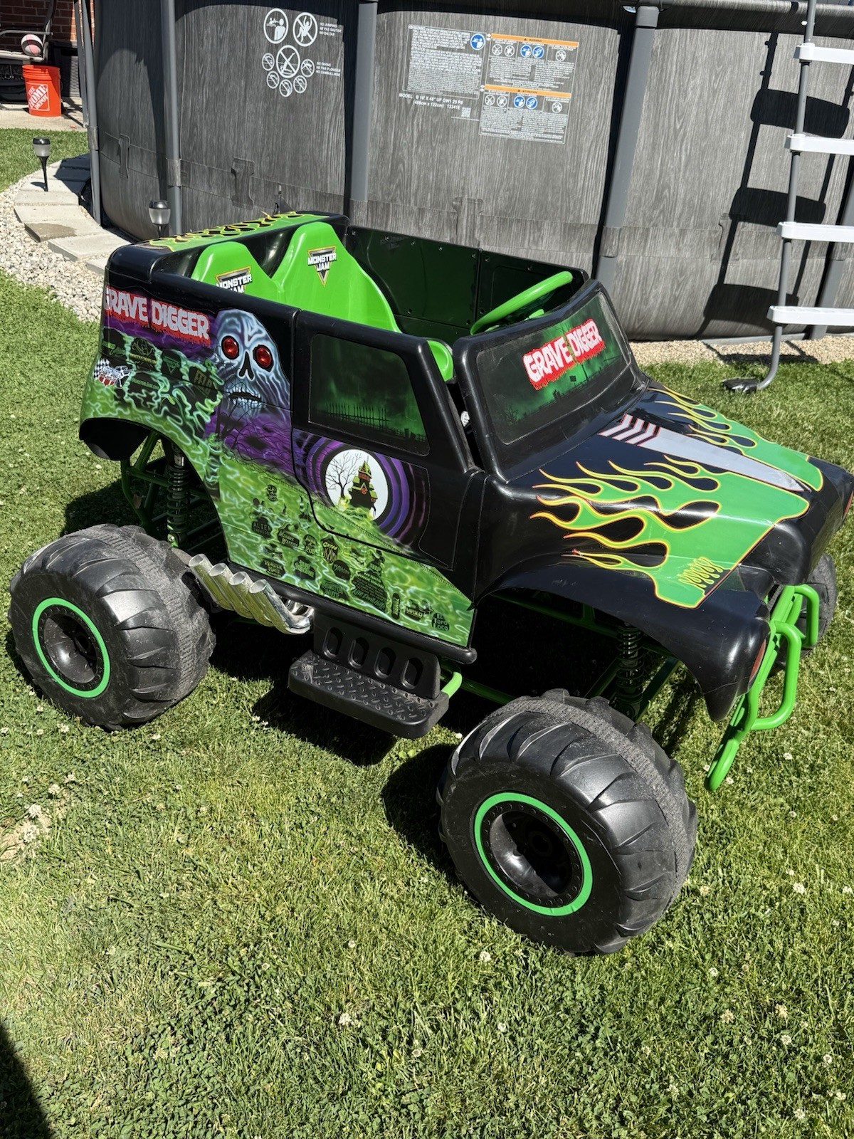 24 Volt Grave Digger Power Wheels