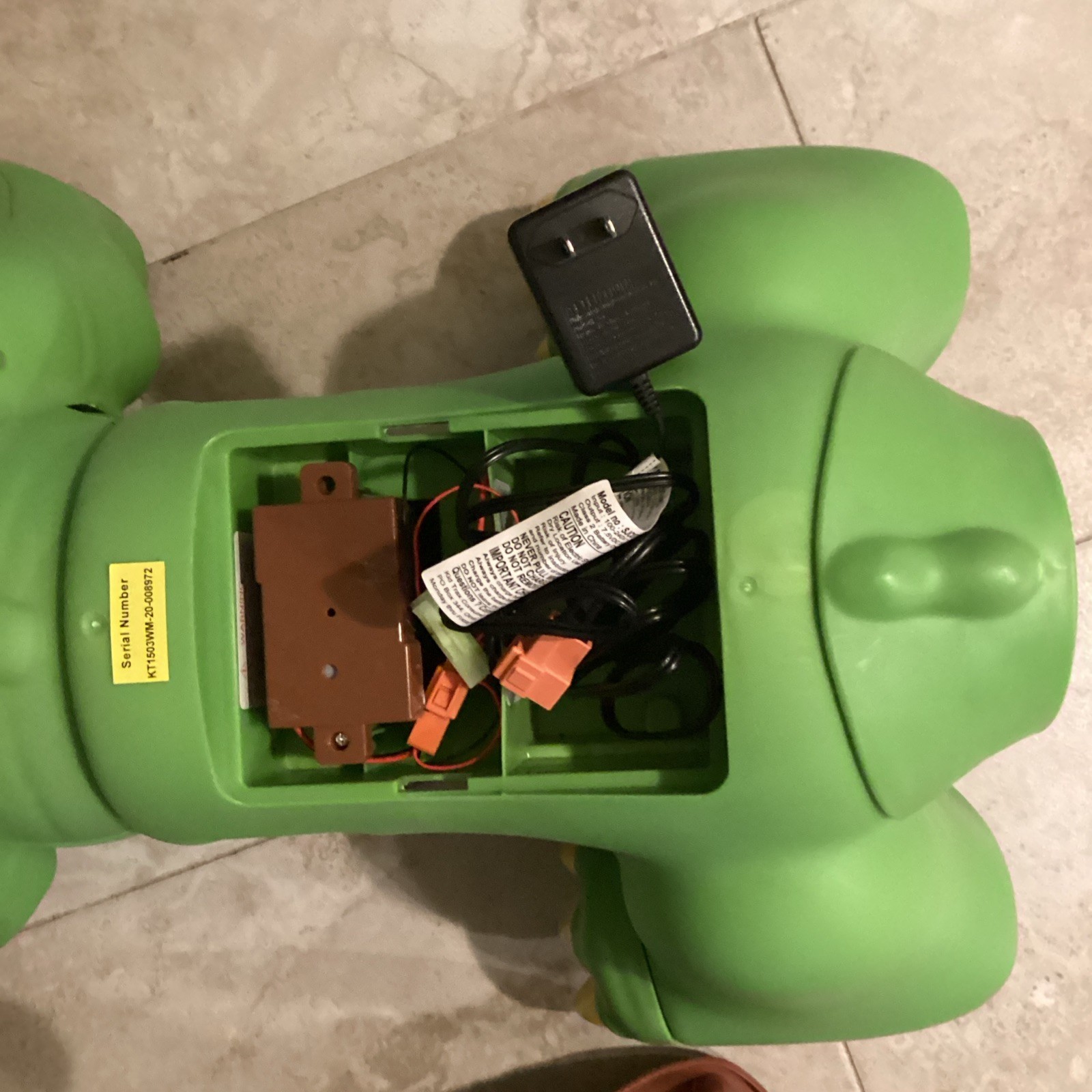 KID TRAX RIDEAMALS Dino Dinosaur Triceratops RIDE-ON TOY Rare HTF 18-30 Mths