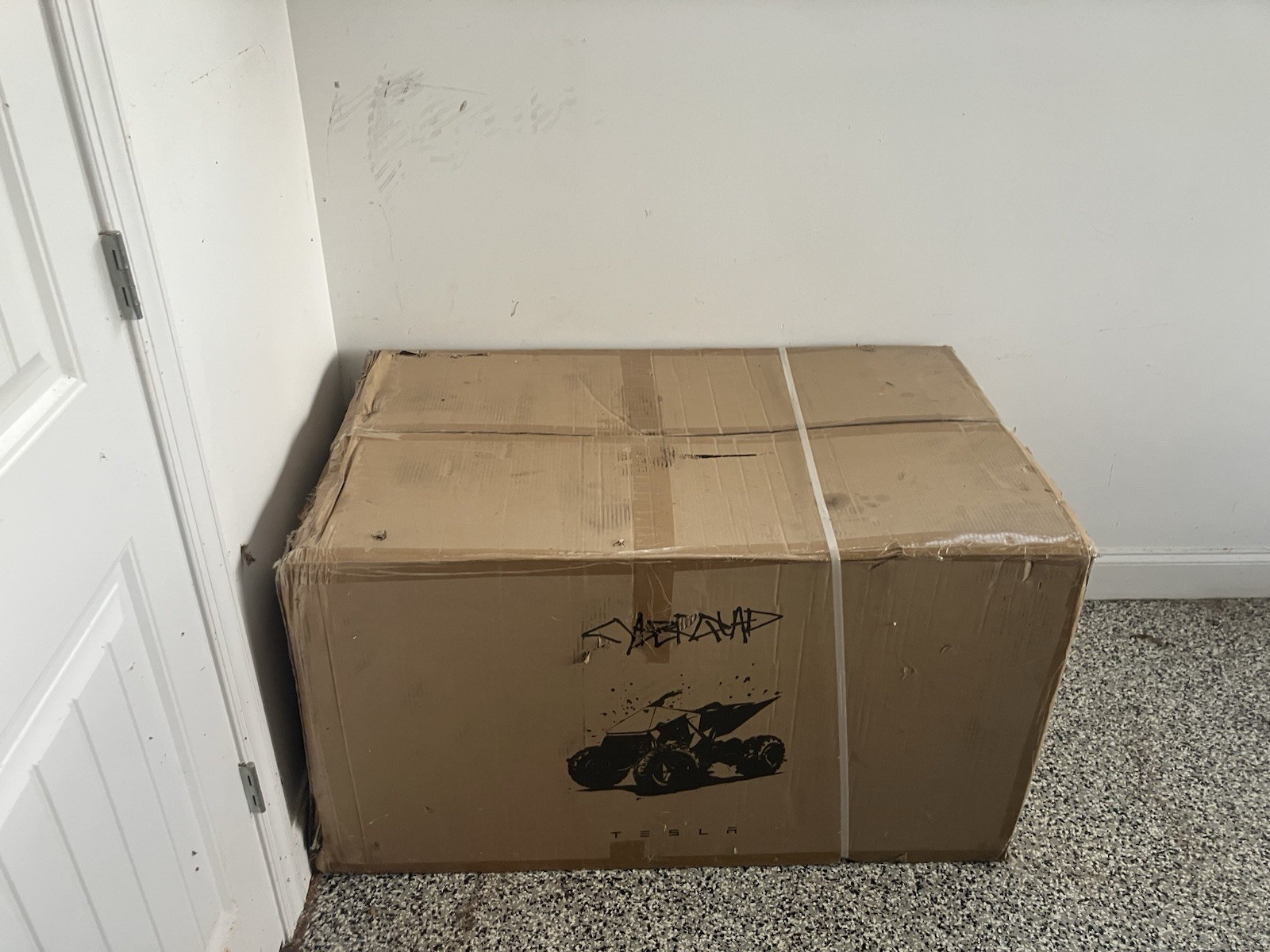Tesla Cyberquad – First Gen Model 914 – Unopened in Box – Rare Recalled Edition