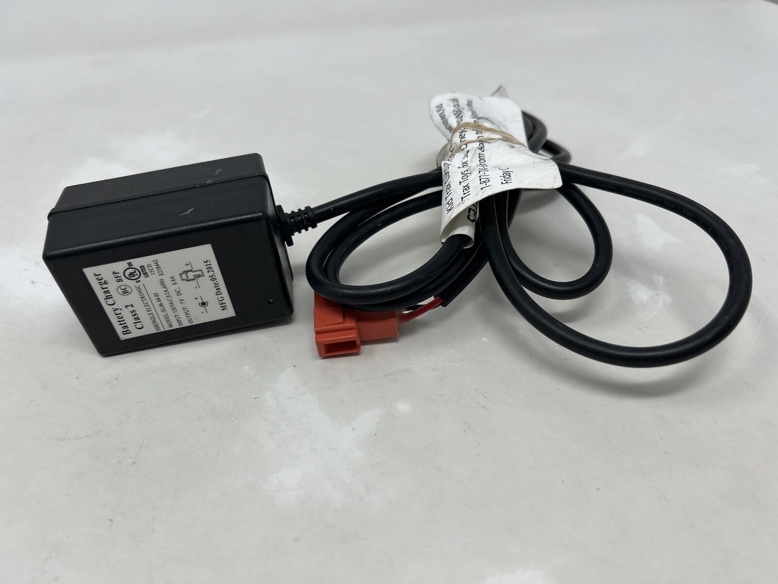 SL06-04-01 Battery Charger Kid Trax / Motion Trends 7V—0.8A