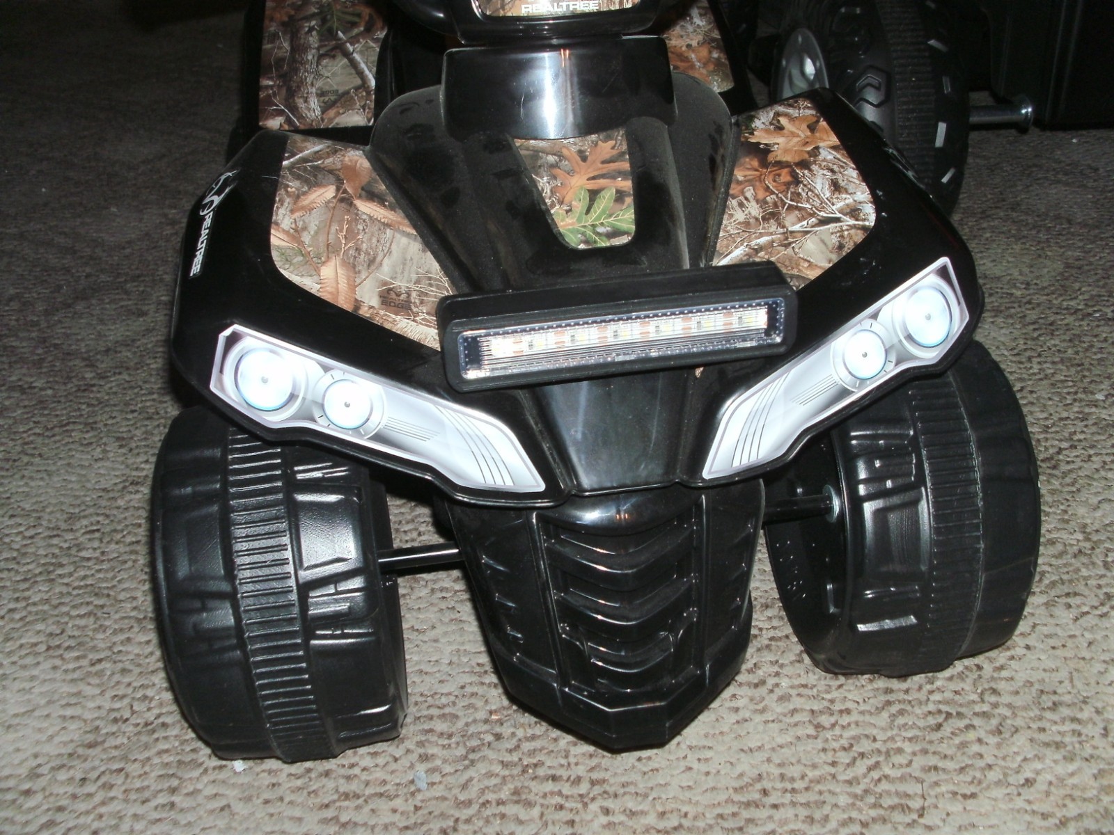 6 volt quad powered ride on