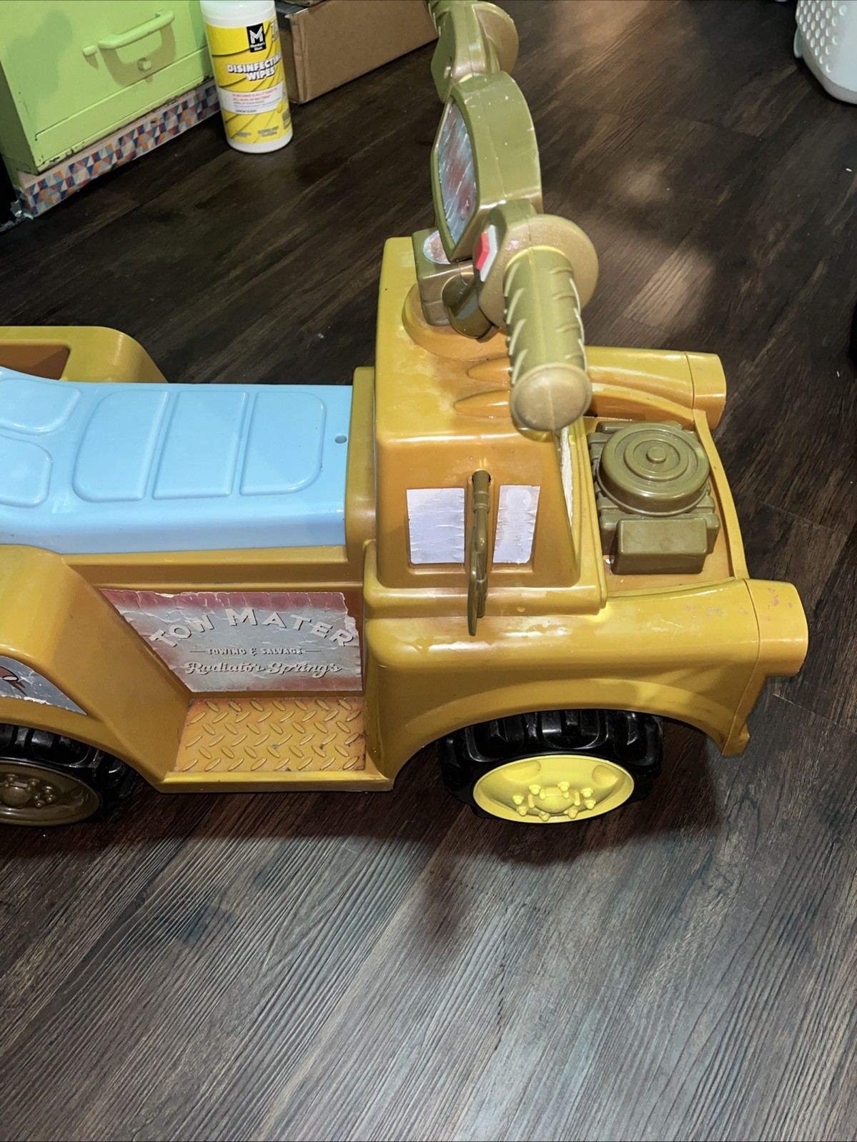 Disney Pixar Cars Tow Mater 6V Battery Powered Ride On Read Description