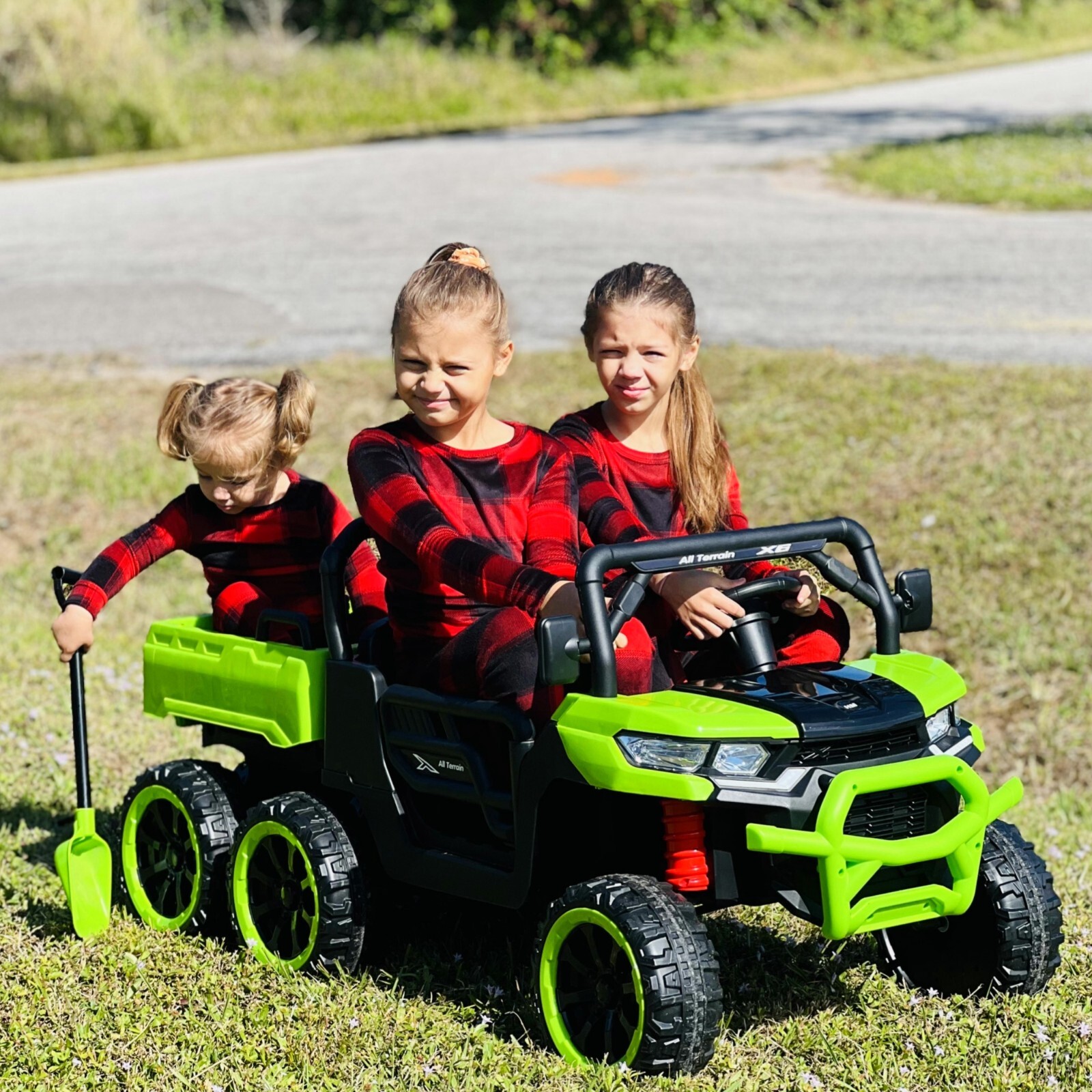 24V Kids Ride on Toy 2 Seater Electric Dump Car Power Wheels Truck w/Remote MP3
