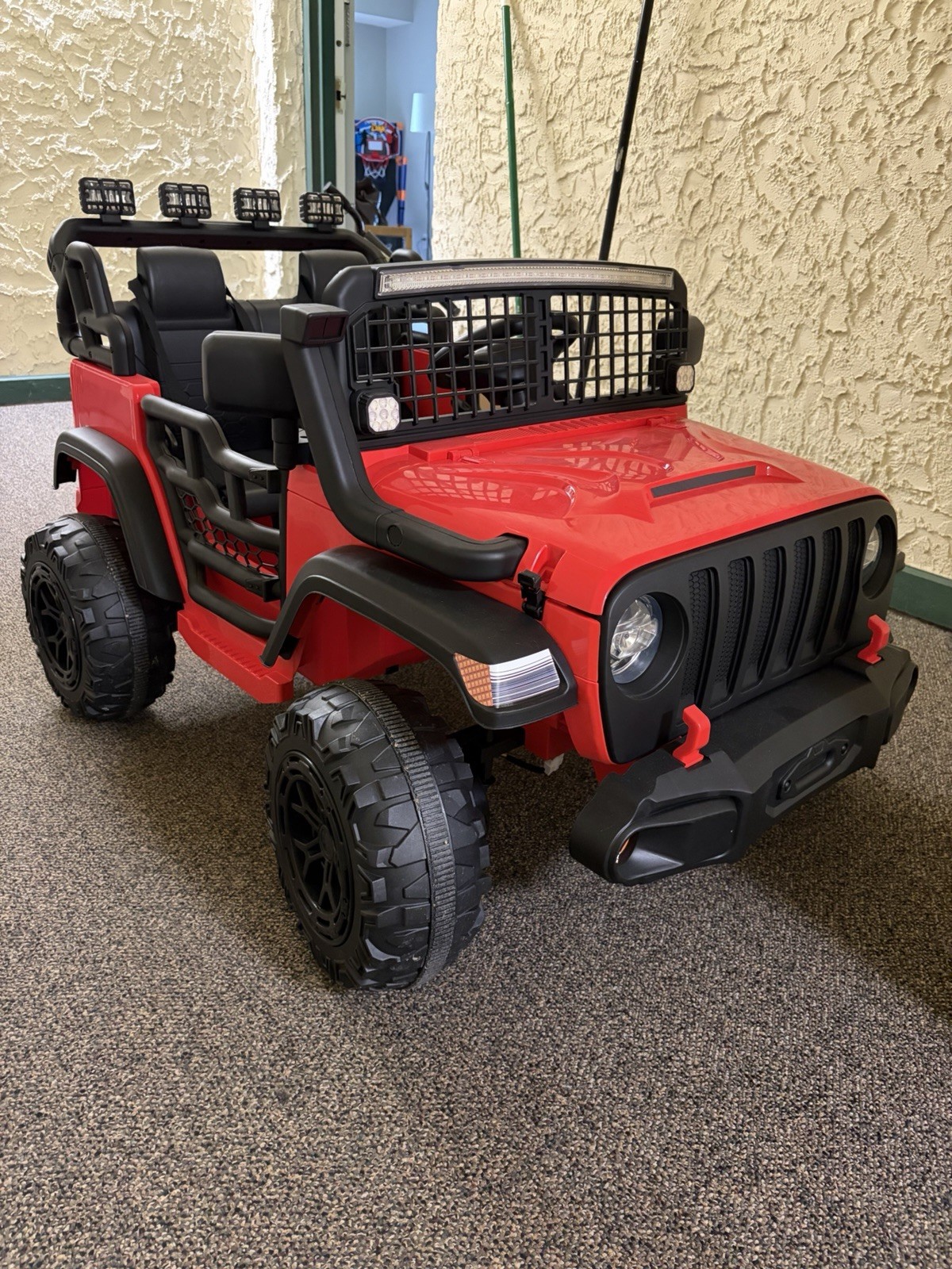 Car Toy, 24V 4WD Car for Kids with Remote Control, 4x200W Motors, Capacity 110lb