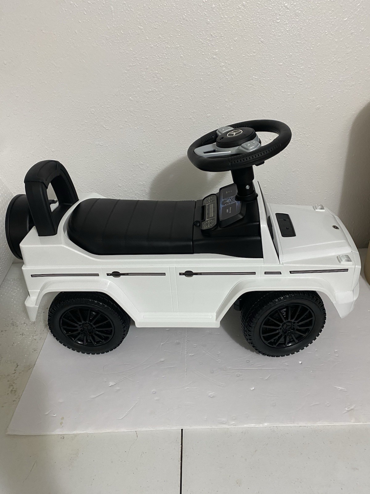 Mercedes-Benz G-class Toddler Toy Car Push and Go Sound 27 x 17 Inches