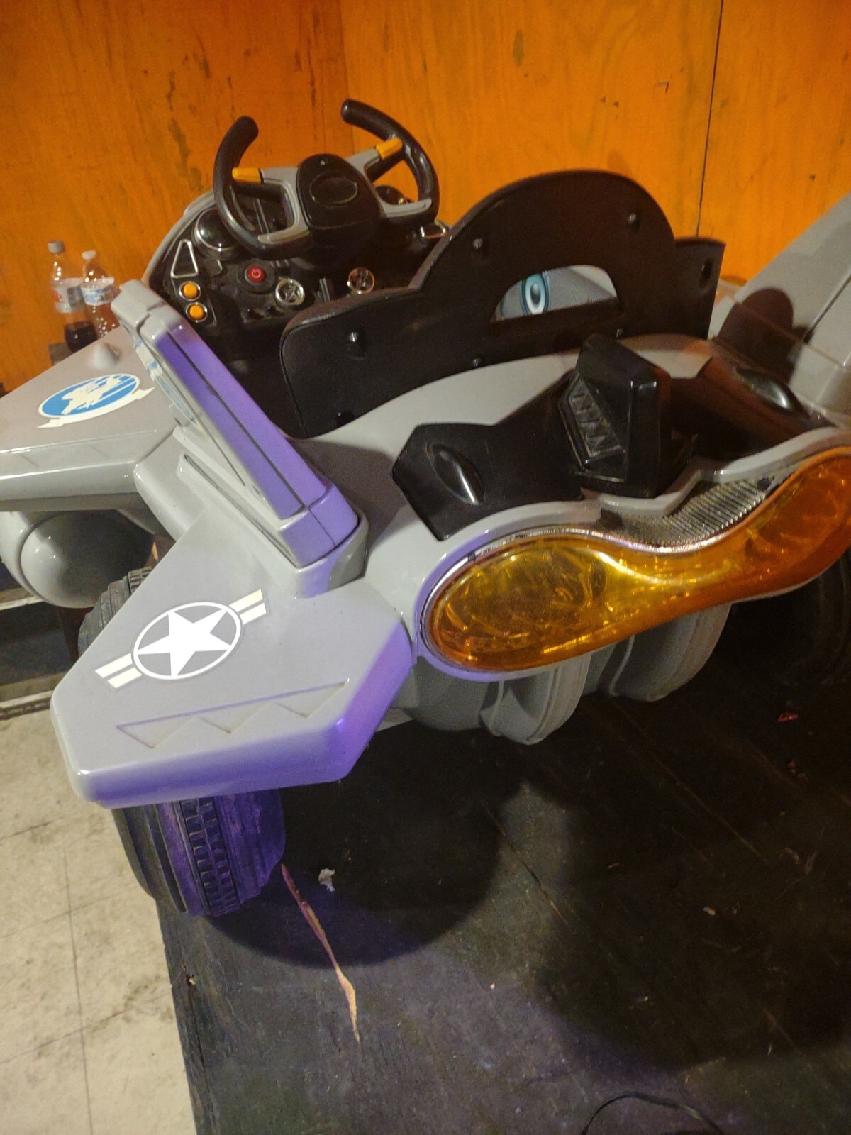 Hyper Toys 6 Volt Top Gun Jet Battery Powered Ride On F-22 As Is