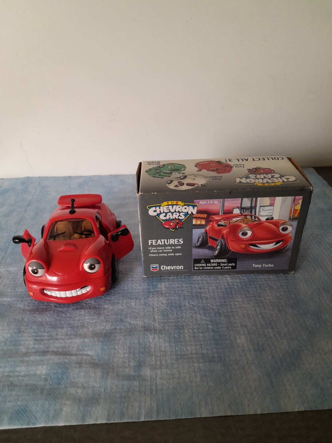 The Chevron CARS. Tony Turbo. Features Eyes move side to side & doors Swing…