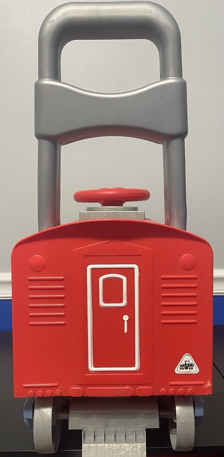 LEARNING CURVE CHUGGINGTON WILSON RIDE-ON TODDLER PUSH PLAY LARGE TOY W/ SOUNDS