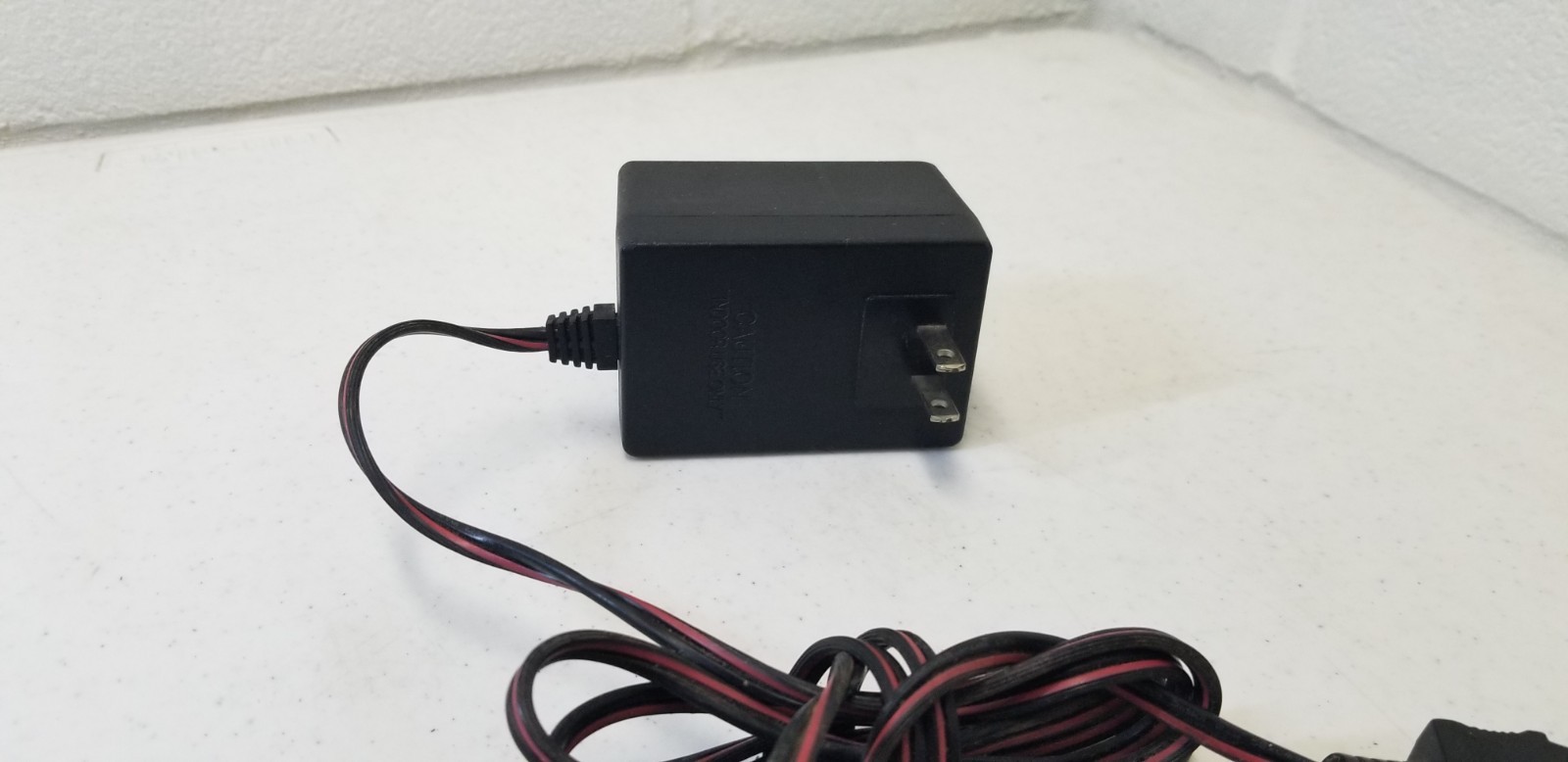 Fisher Price Power Wheels 00801-0972 Class 2 12V Charger Model C-12150 EL2