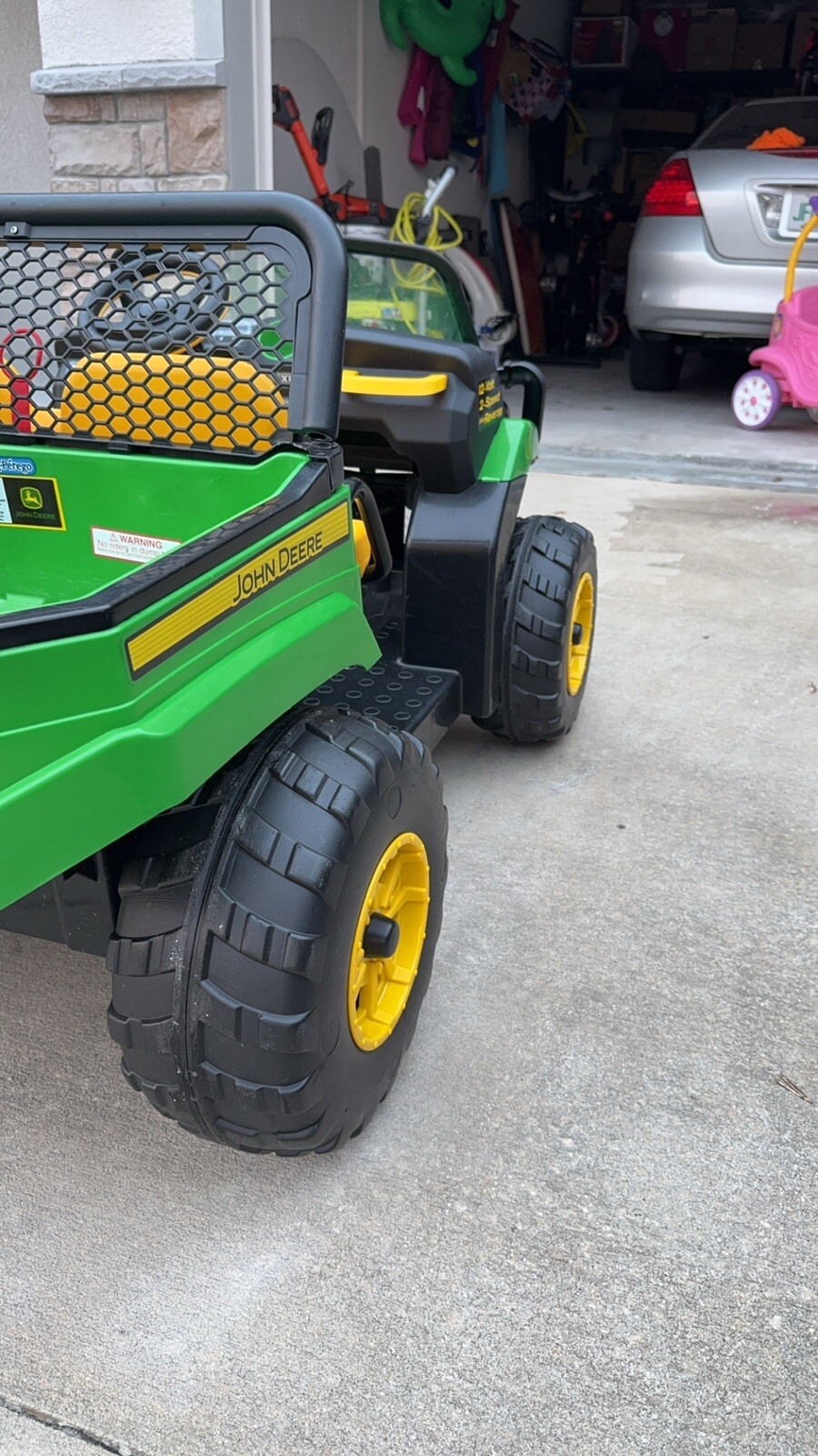 Peg Perego John Deere Gator XUV12-volt Battery-powered Ride-onToy