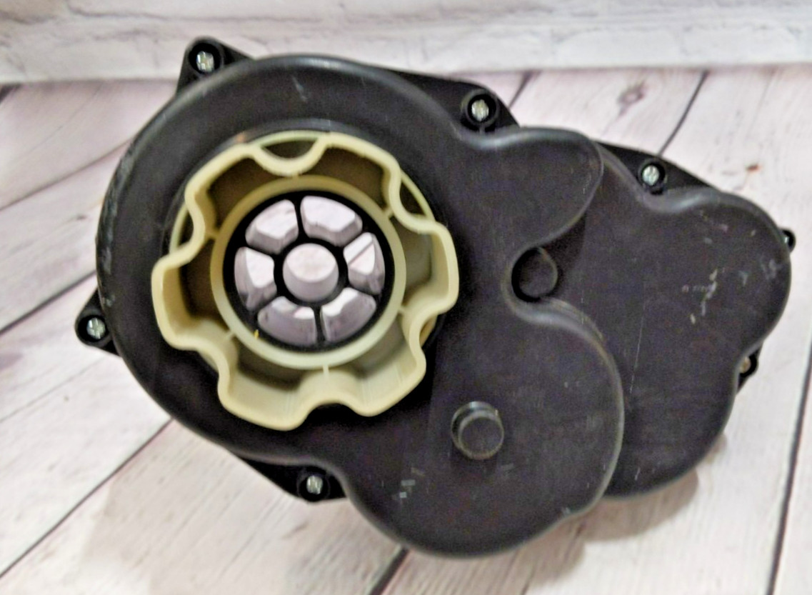 New Genuine Safety First, Kid Trax Old Style Corvette Motor Gearbox