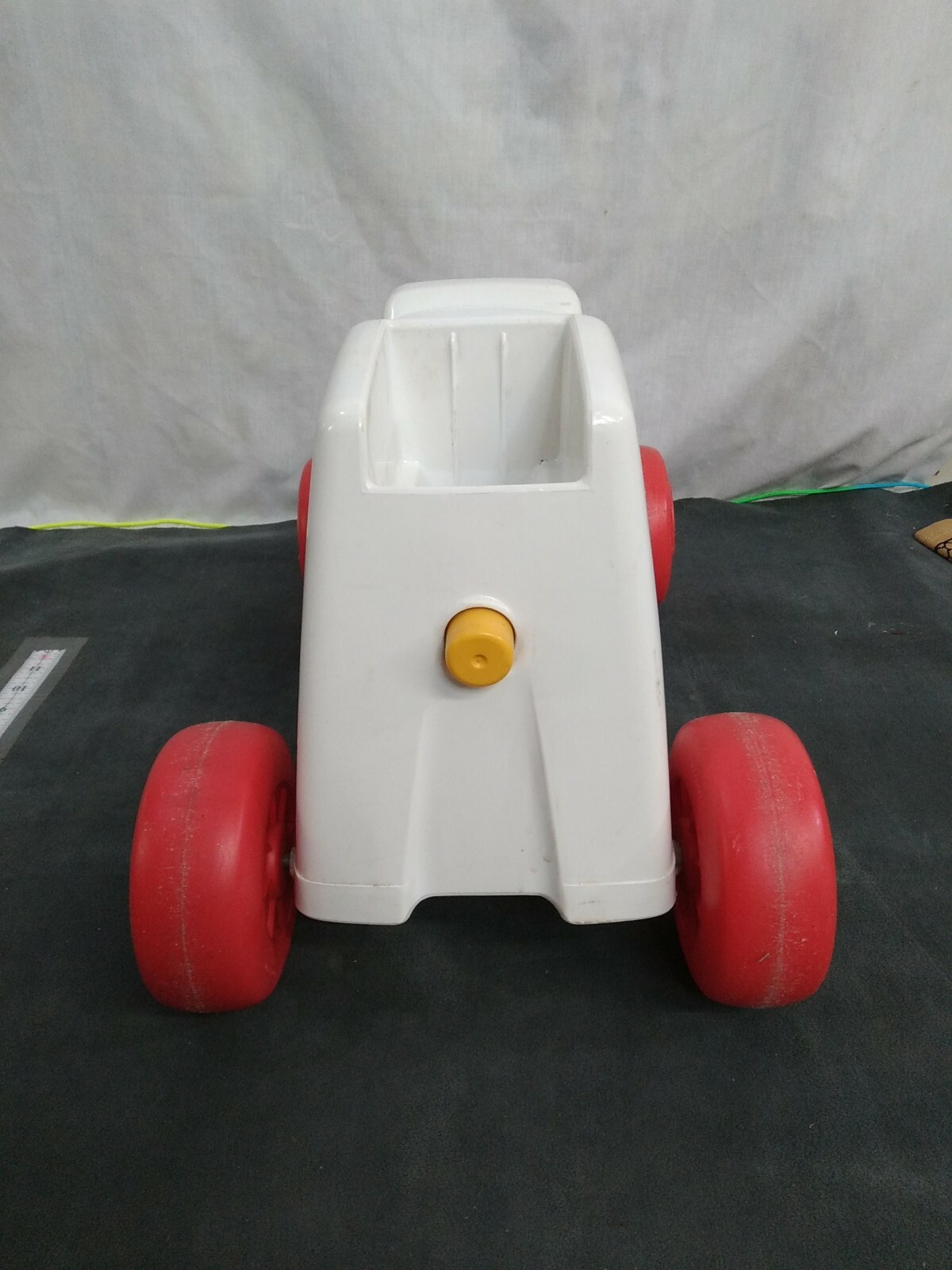 Tonka Ride On Toy With 2 Interchangeable Heads preowned