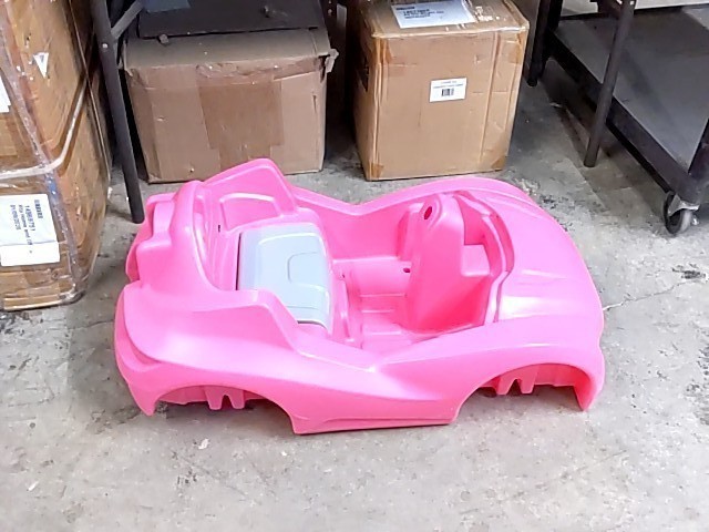 Step2 STP866600 Whisper Ride Cruiser, Pink Car (missing two axels)