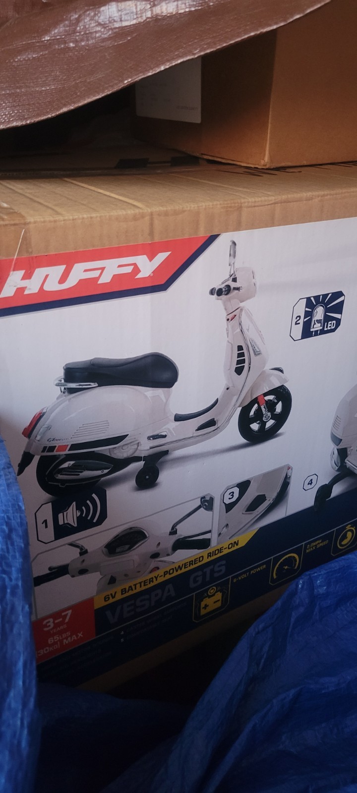 Huffy 6V Vespa Ride-On Electric Scooter ~Kids Ideal ages 3 to 7 years, White NIB