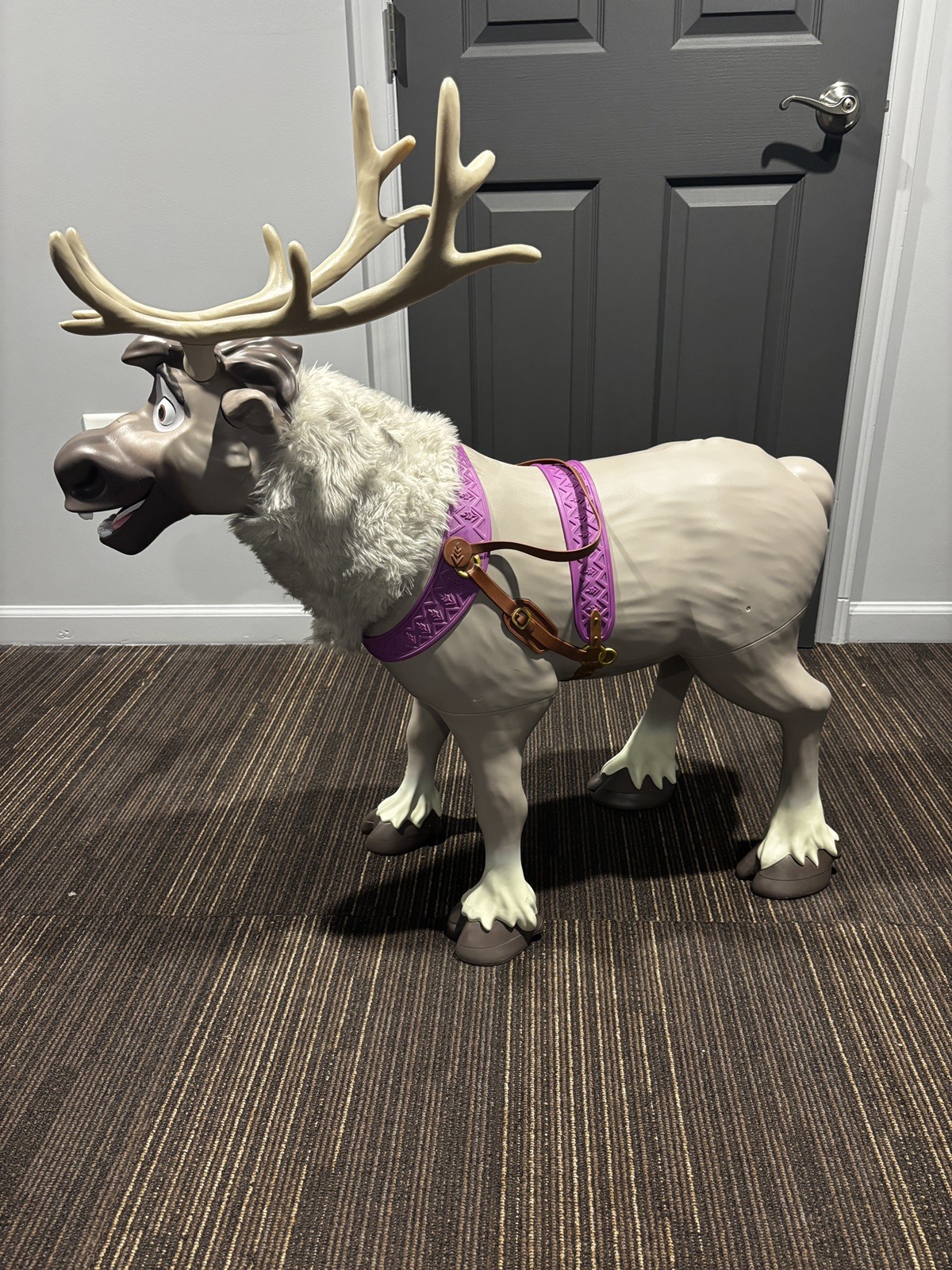Disney Frozen 2 Playdate Ride-On Sven Reindeer Child Size Toy makes Sounds