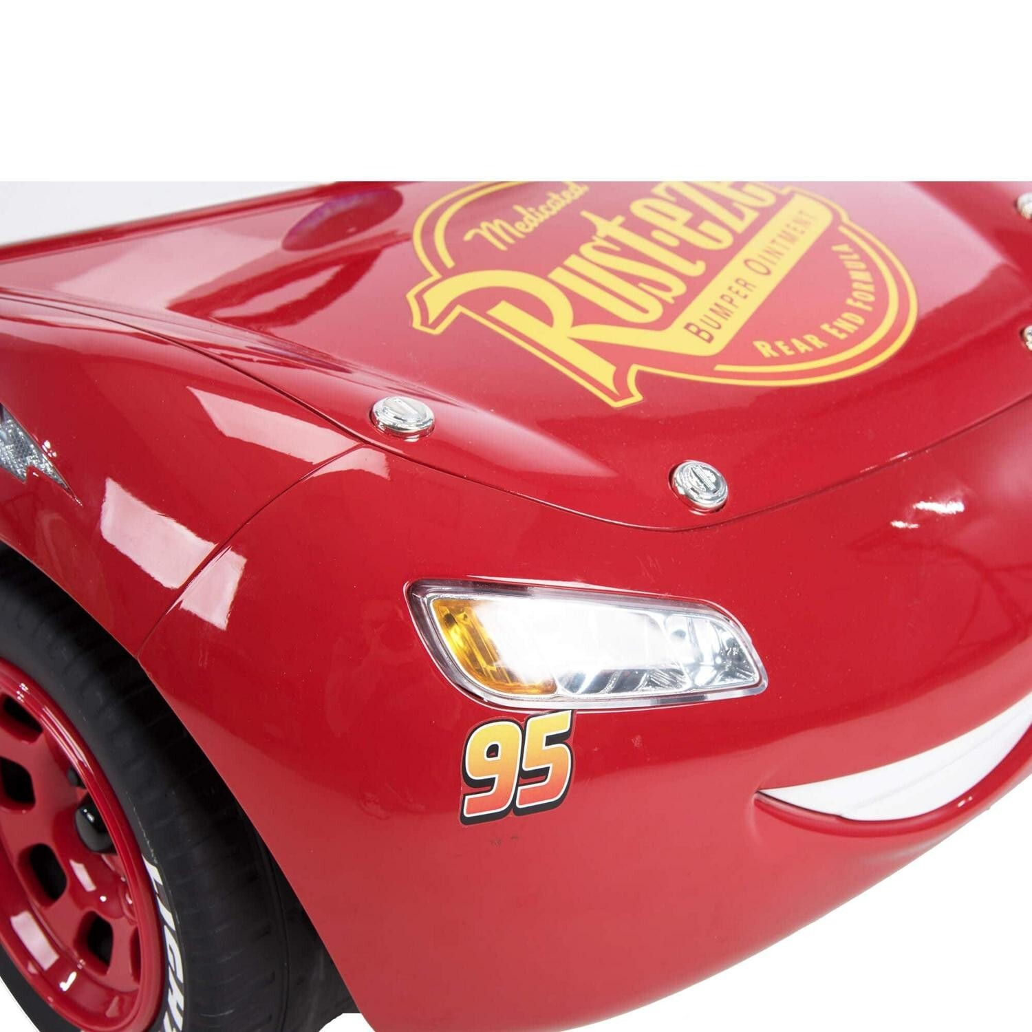 Cars Lightning McQueen Battery Powered Vehicle Sound Effects 6V Charger Start