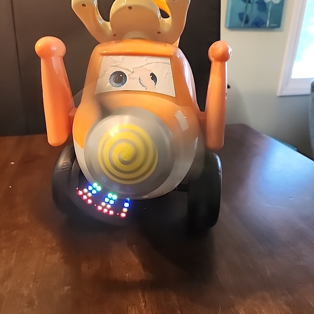 Kiddieland Disney Planes Fire & Rescue Ride On Toy Dusty Crophopper Toddler