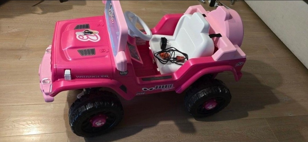 Power Wheels Barbie Battery Operated Ride-On Toy Car for Ages 3-7