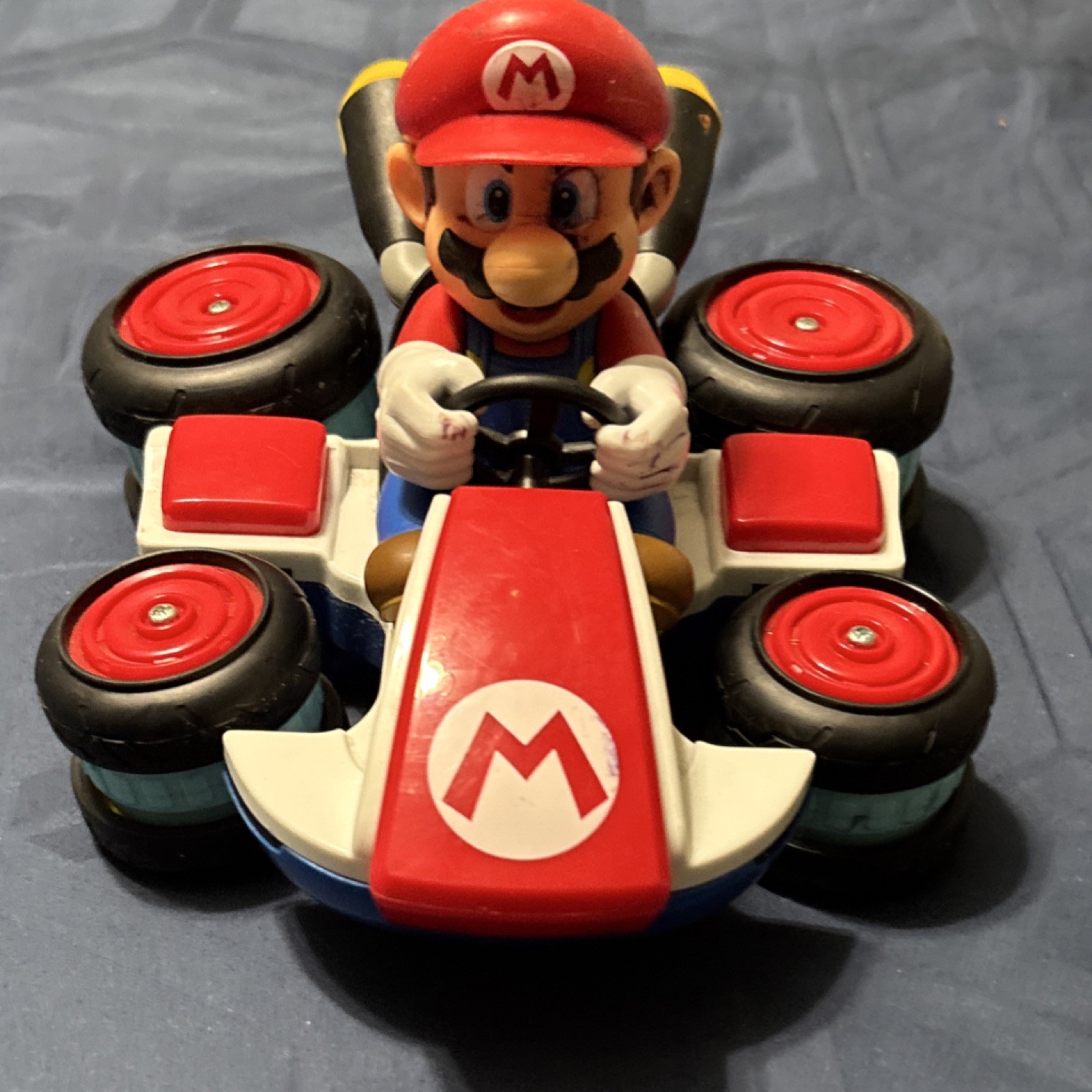 Jakks Super Mario Battery Operated Ride-On Toy Vehicle Red Blue Used