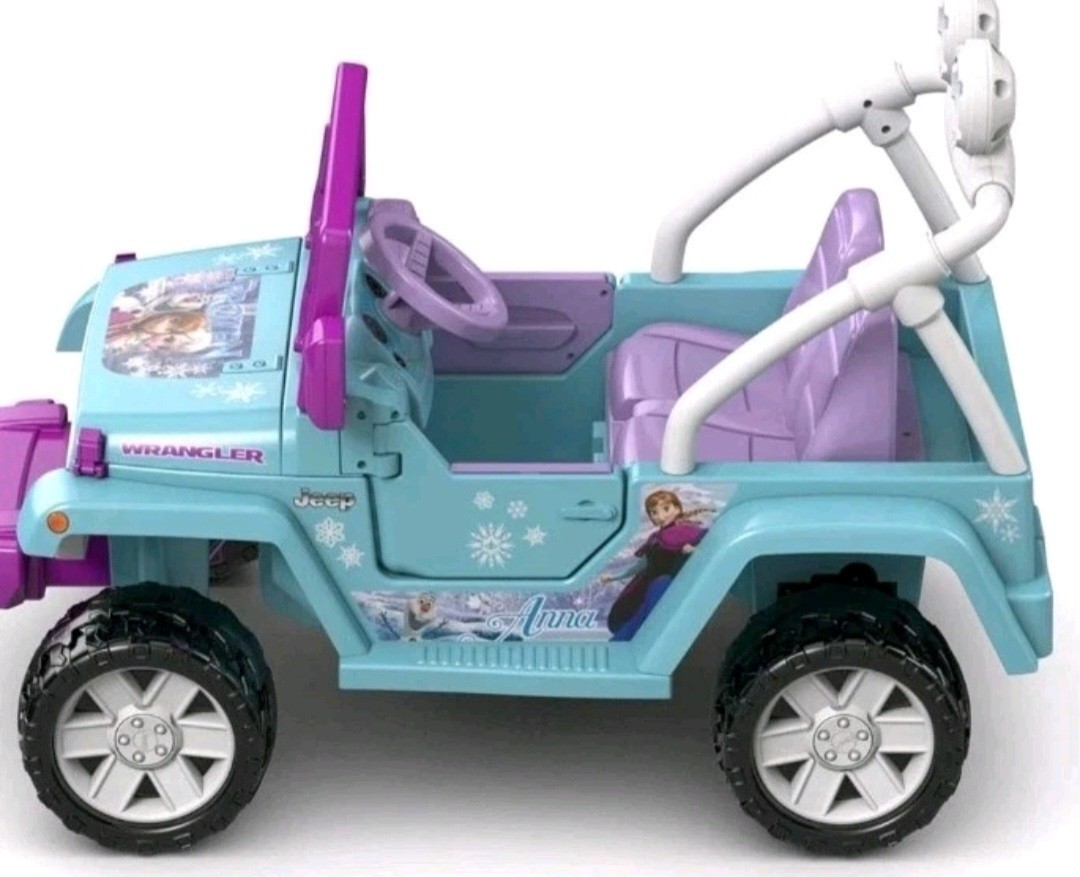 PowerWheels Disney Frozen Jeep Wrangler 12V Battery Powered Ride On Ages 3+ NEW
