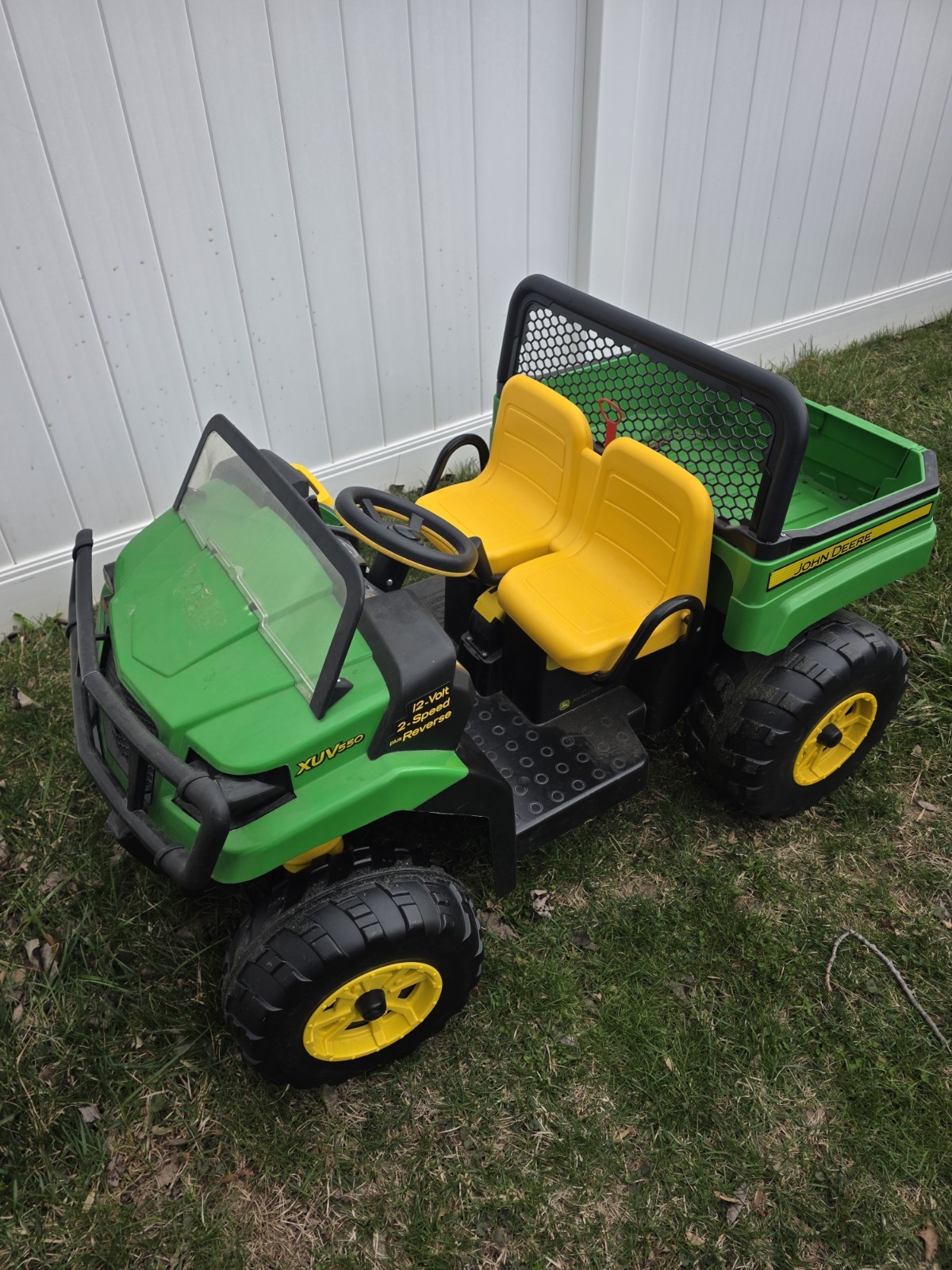 John Deere 12 volt Green & Yellow Battery Operated Ride-On Toy Vehicle